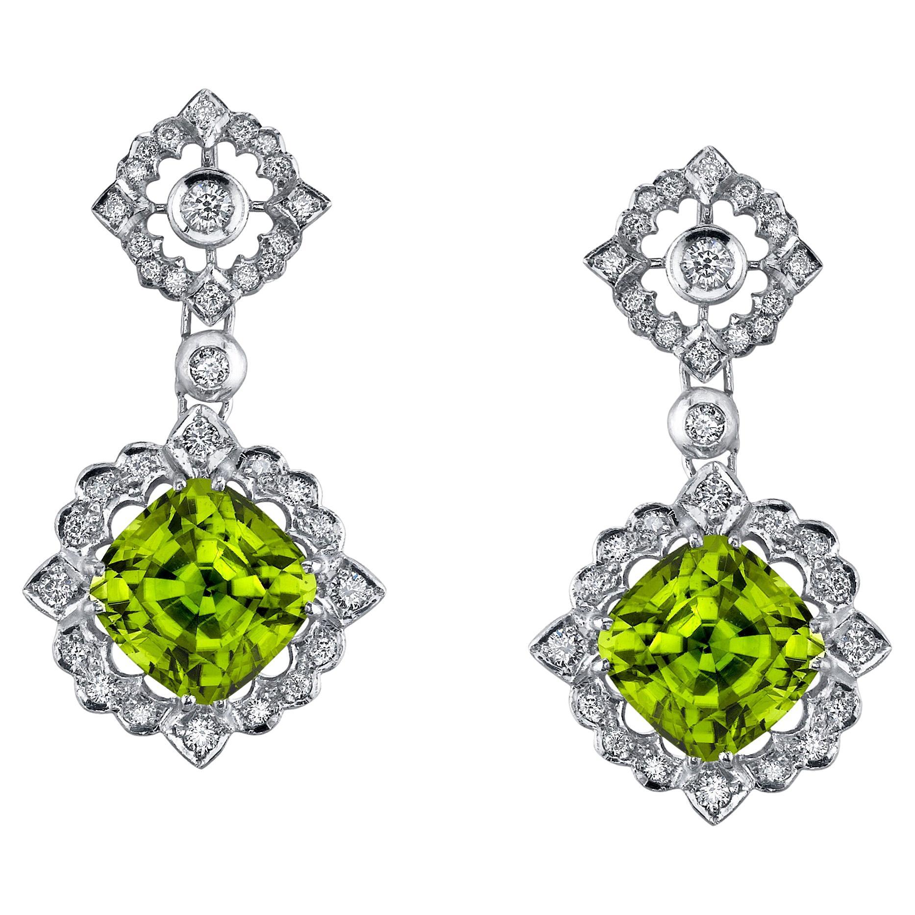 Pendientes de peridoto 12,89 qt talla cojín Oro Blanco 18K Diamantes - Beverly Hills