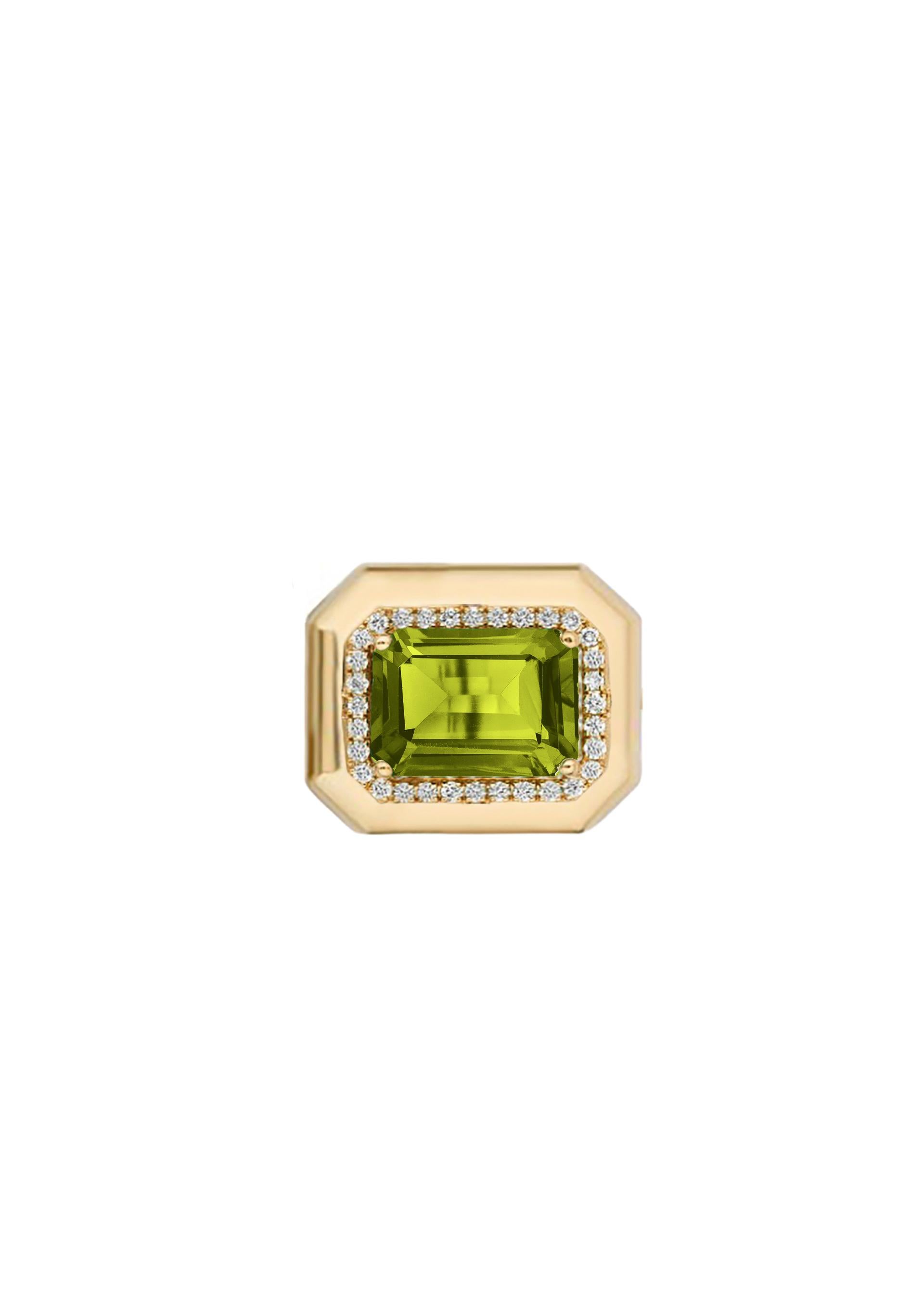 En venta: Anillo Peridoto Talla Esmeralda Con Diamantes En Oro Amarillo De 18K  8
