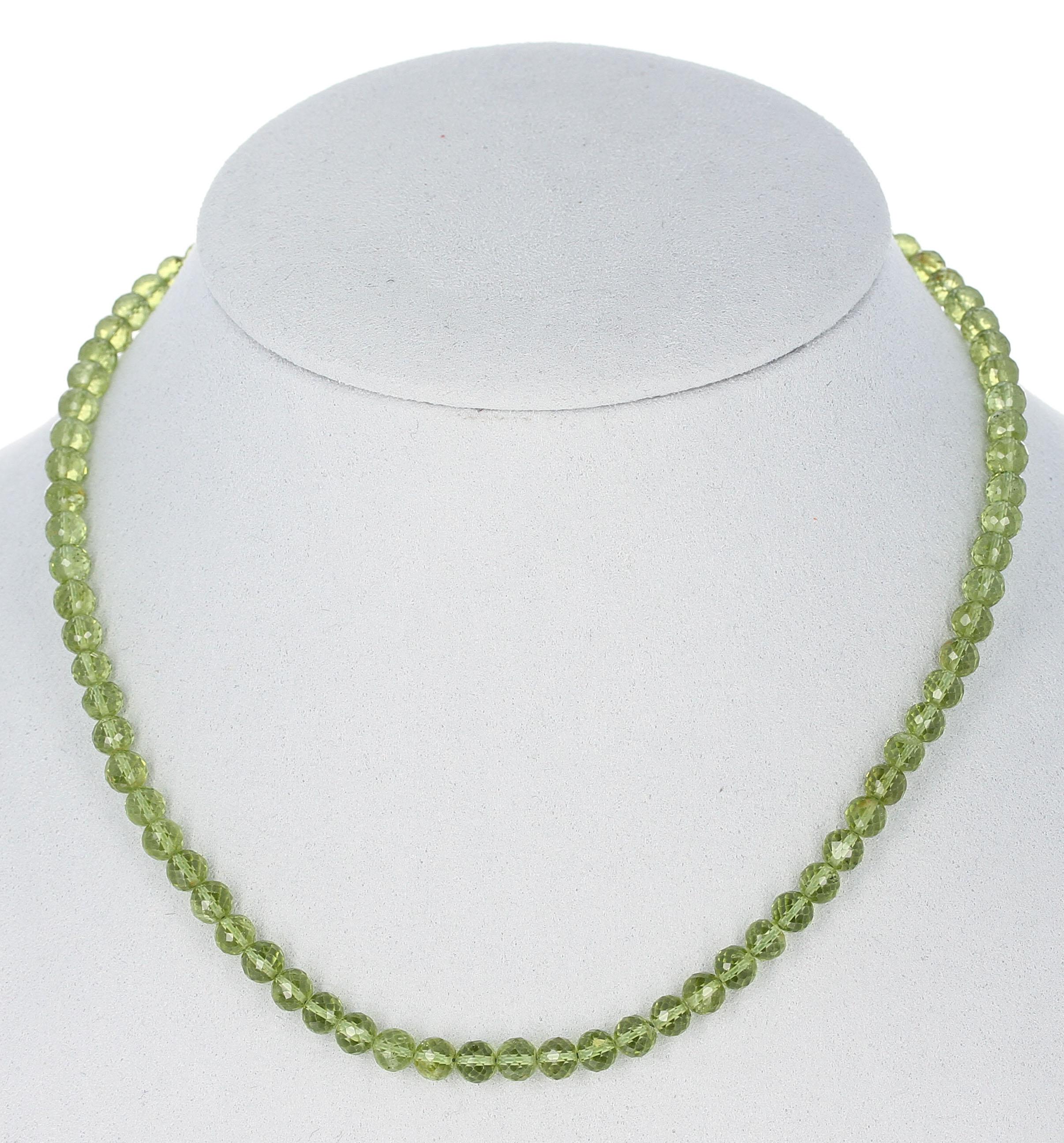 Peridot on sale beaded necklace
