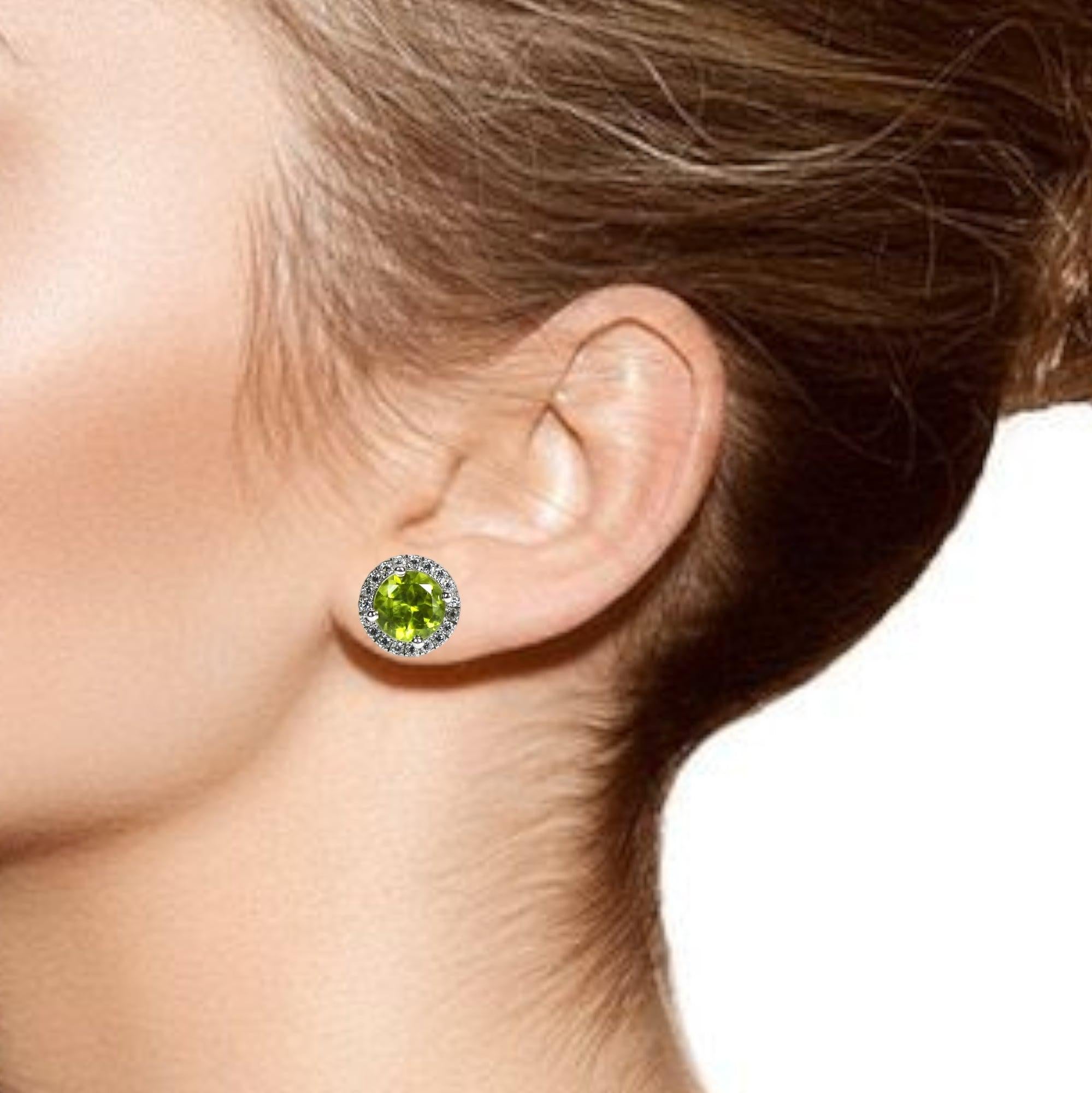 Boucles d'oreilles en pierre de péridot Neuf - En vente à Vadgam, GJ