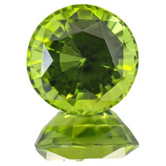 Peridot Gemstone Unleashing the Vibrant Green Essence of Nature's Rejuvenatings 