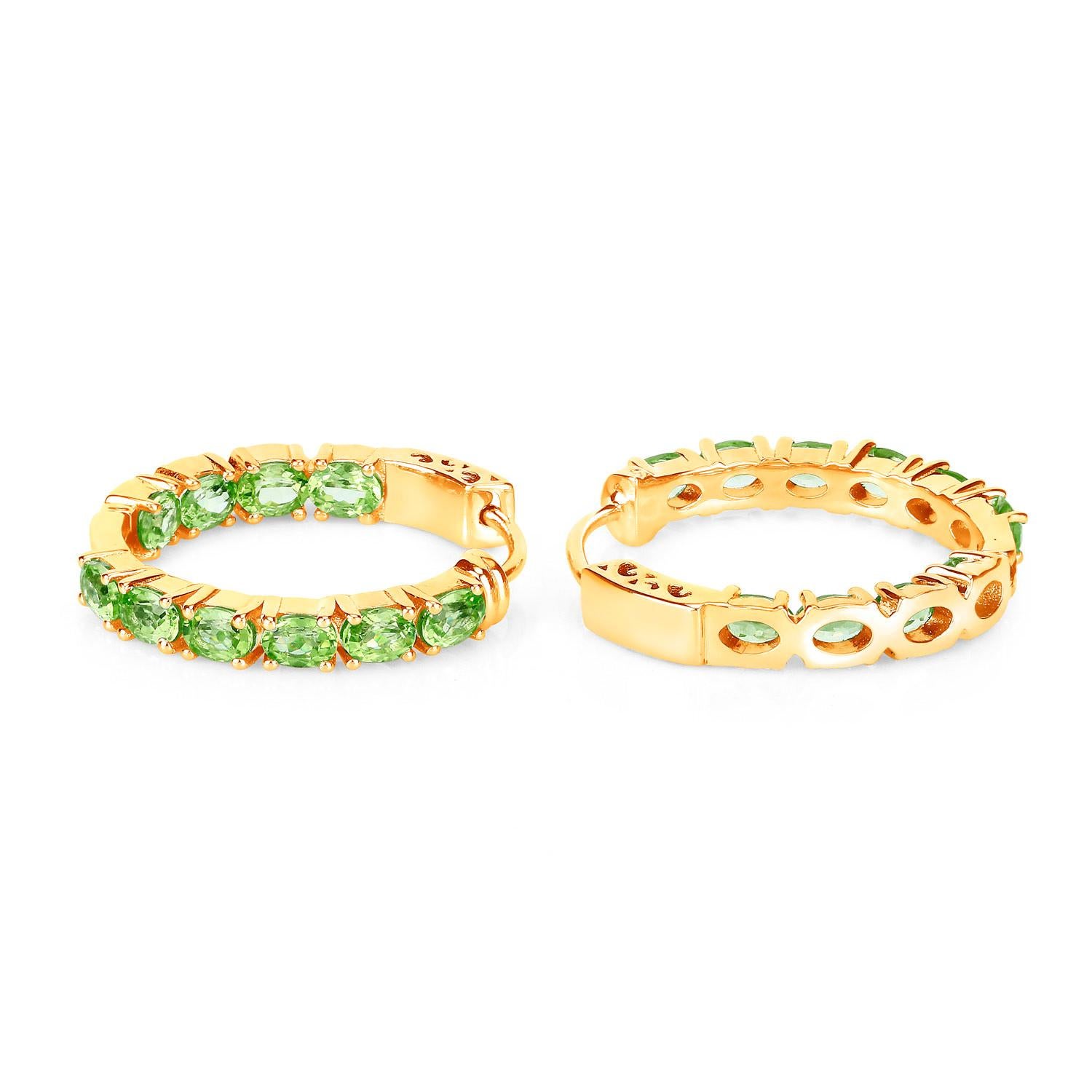 da uomo o donna Orecchini a cerchio con peridoto 3,38 carati, placcati in oro giallo 14K A. Silver in vendita