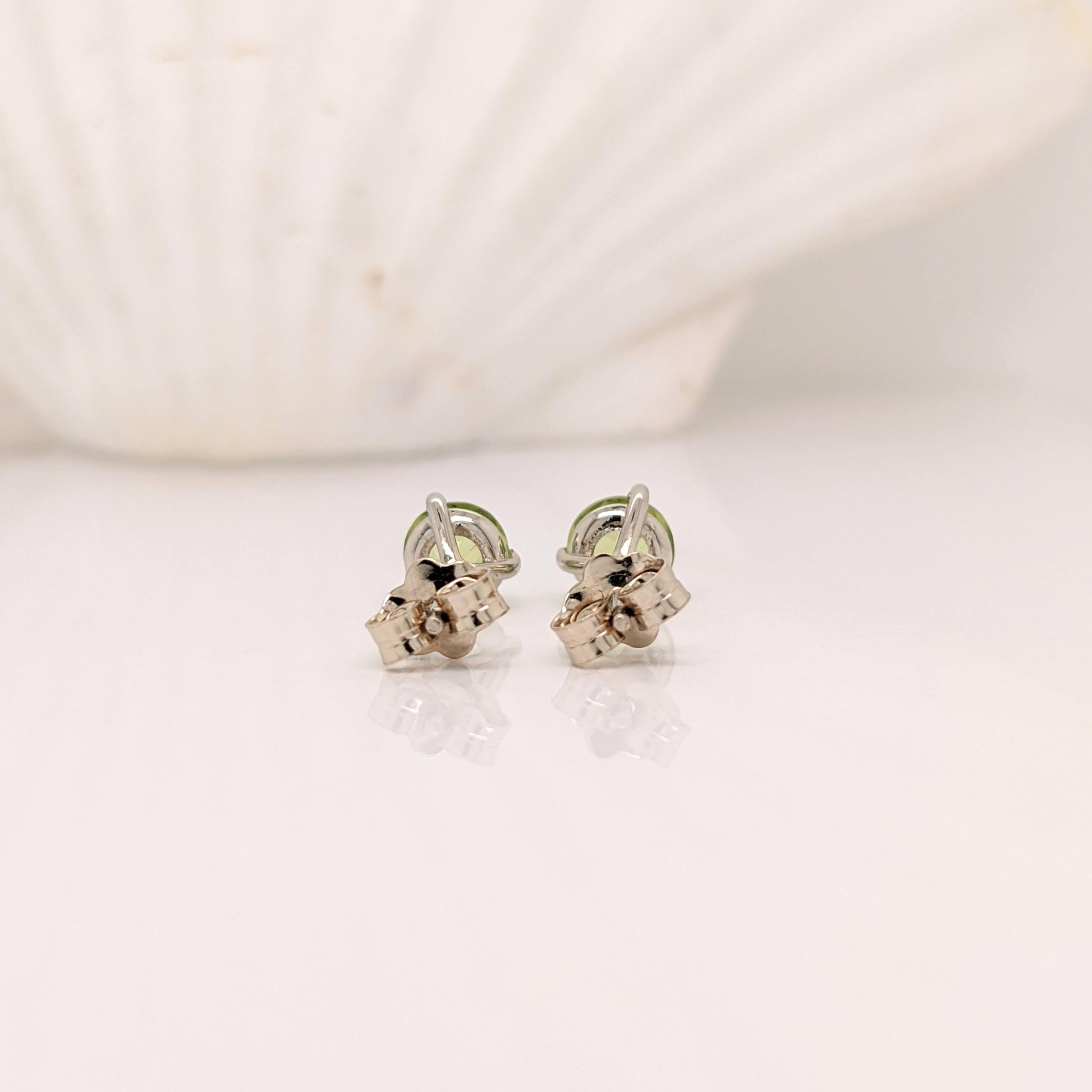 Clous d'oreilles solitaires Martini en or massif 14 carats rond 5 mm Neuf - En vente à Columbus, OH