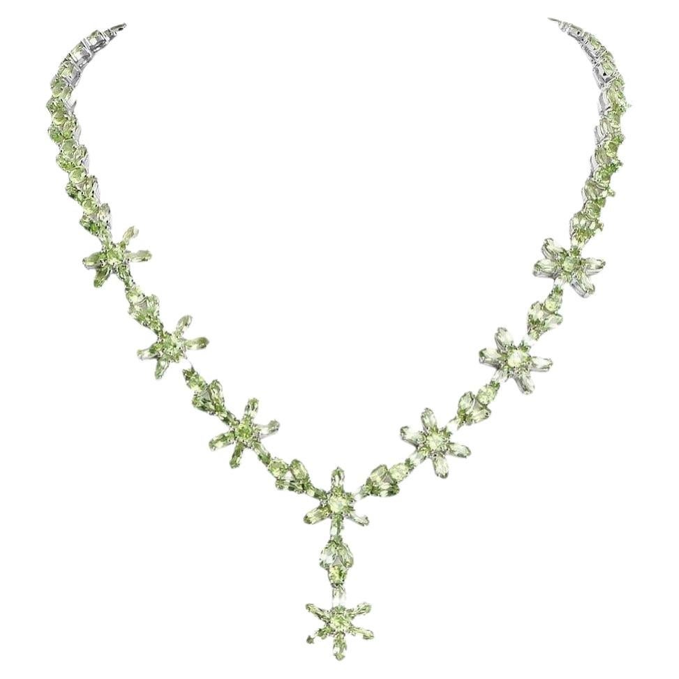Peridot-Halskette 43 Karat Sterling Silber im Angebot