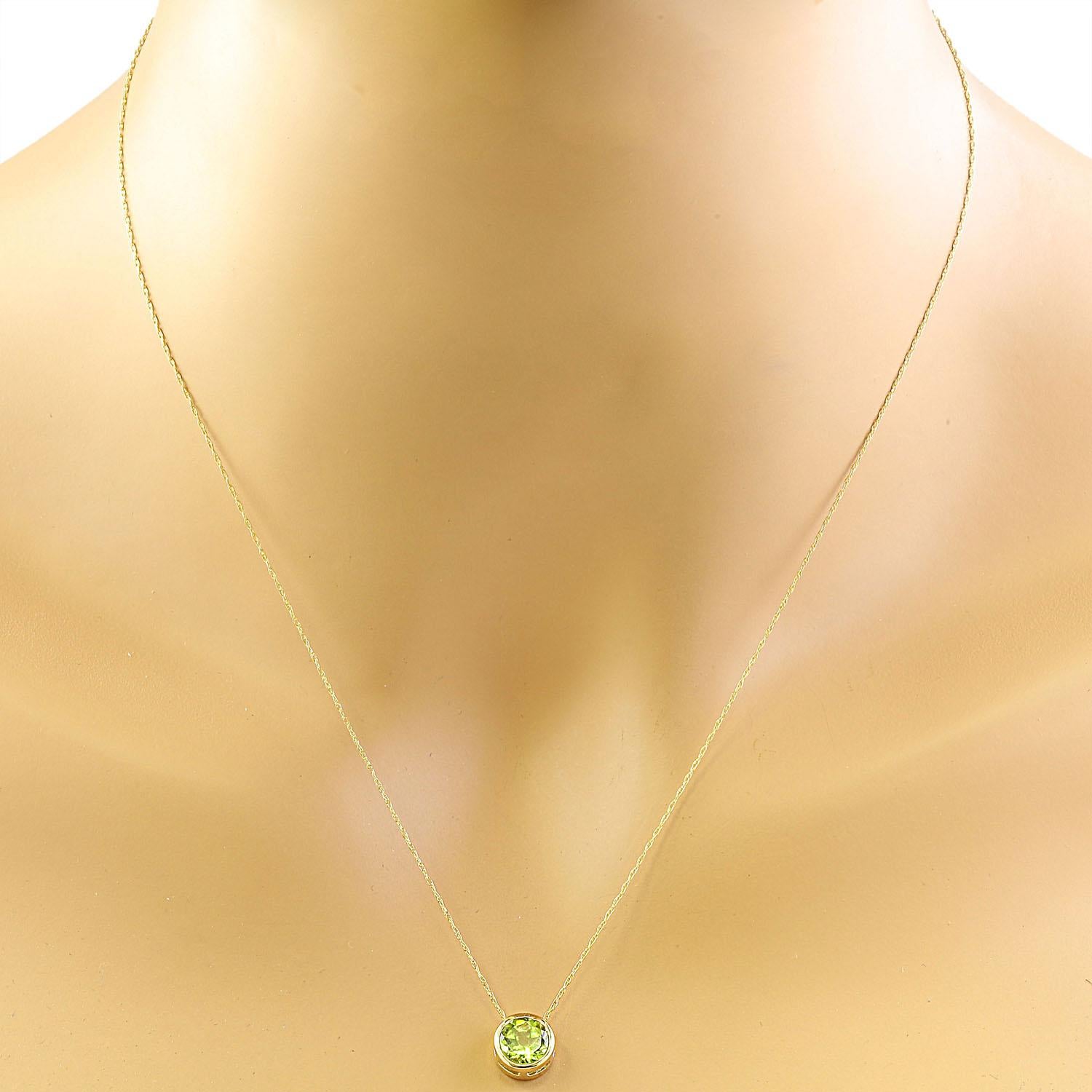 1.50 Carat Peridot 14K Yellow Gold Necklace
Stamped: 14K
Total Necklace Weight: 1.4 Grams
Length: 16 Inches
Peridot Weight: 1.50 Carat (6.50x6.50 Millimeters) 
Face Measures: 8.20x8.20 Millimeters
SKU: [600194]