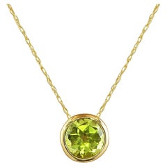 Peridot Necklace In 14 Karat Yellow Gold