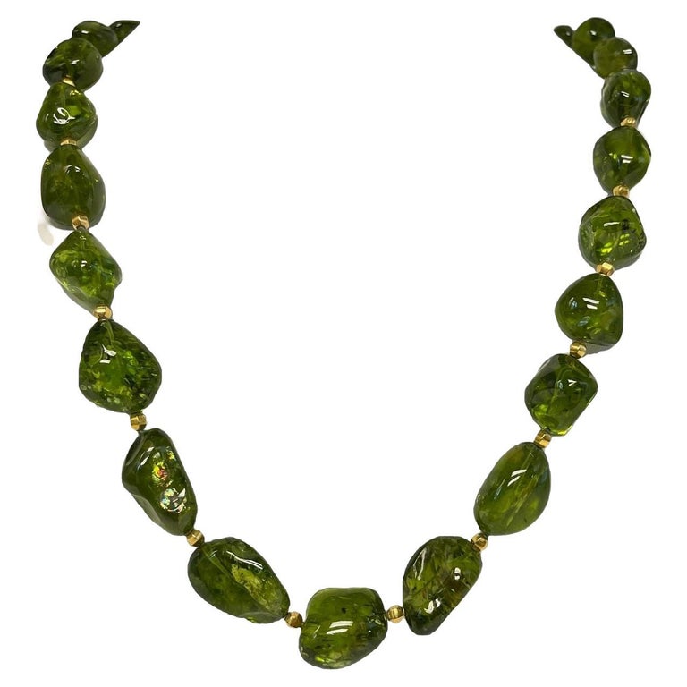 Peridot Nugget Bead Necklace, 580 Carats with Yellow Gold Clasp, 23.5