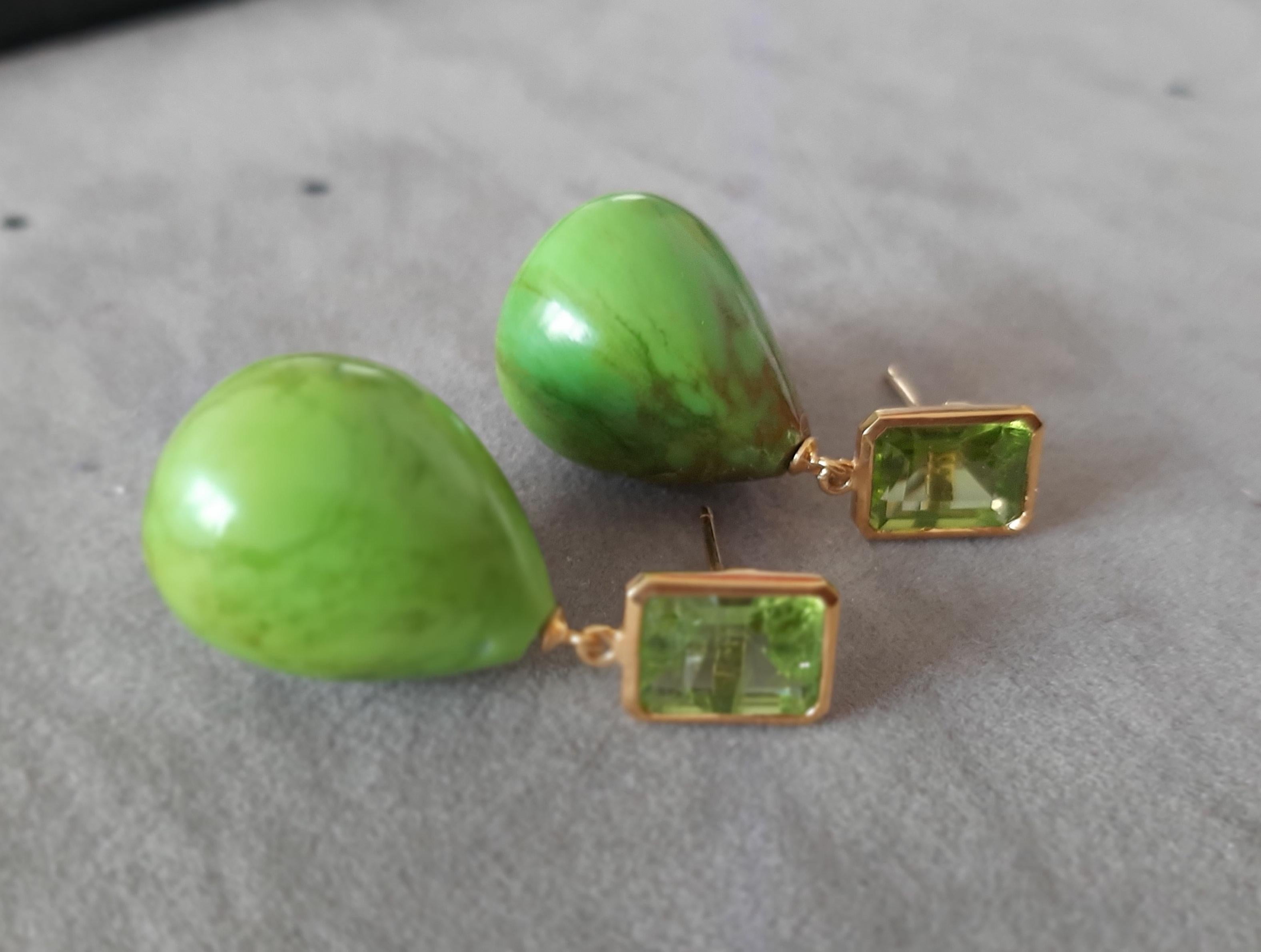 Péridot Octogone Turquoise verte du Turkménistan Gouttes  Or jaune massif 14k en vente 4