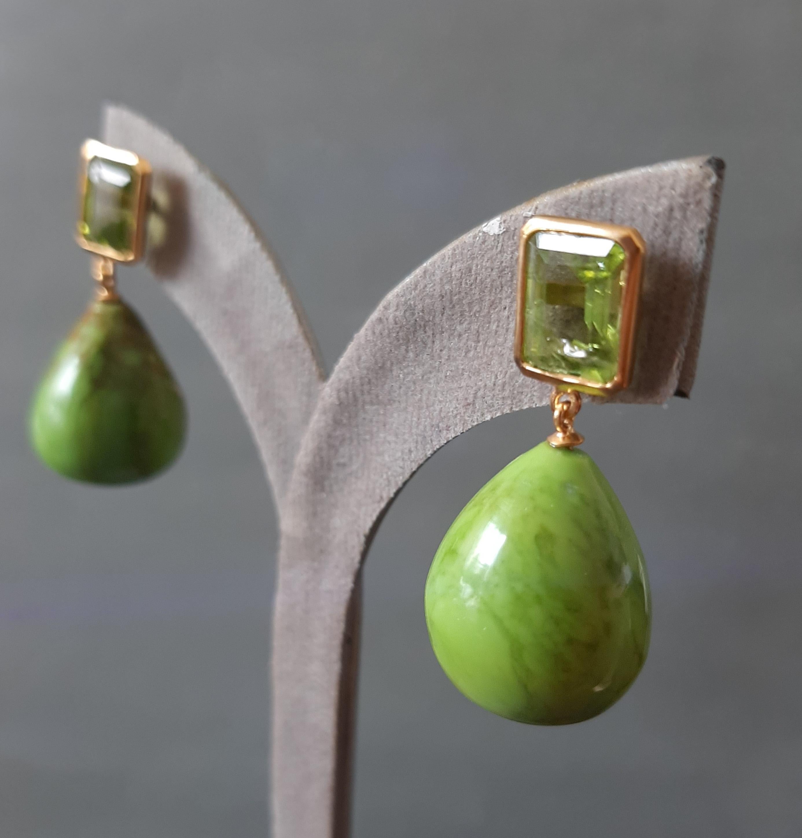 Taille mixte Péridot Octogone Turquoise verte du Turkménistan Gouttes  Or jaune massif 14k en vente