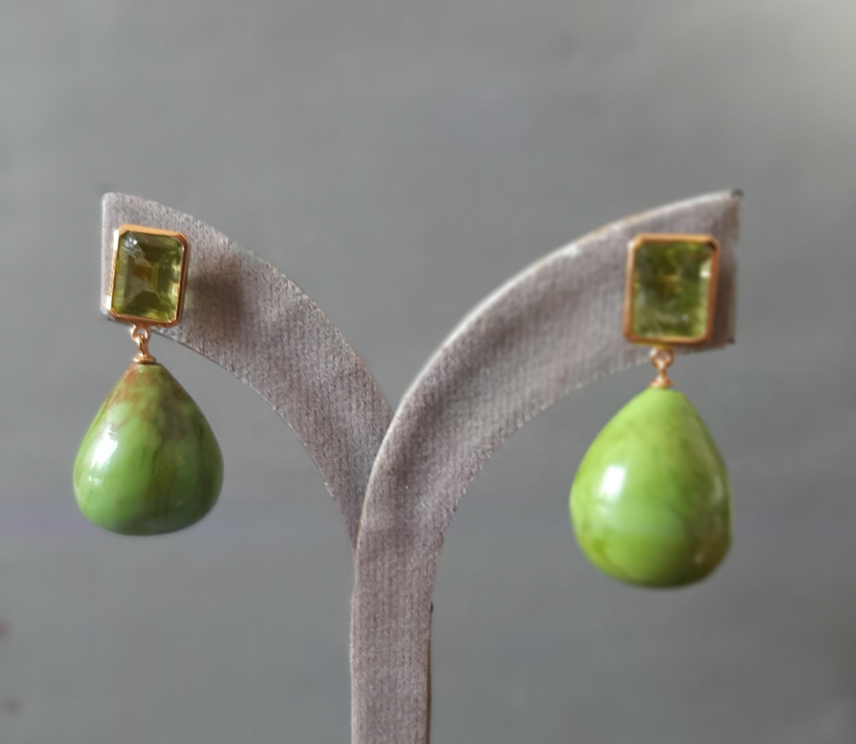 Péridot Octogone Turquoise verte du Turkménistan Gouttes  Or jaune massif 14k Neuf - En vente à Bangkok, TH