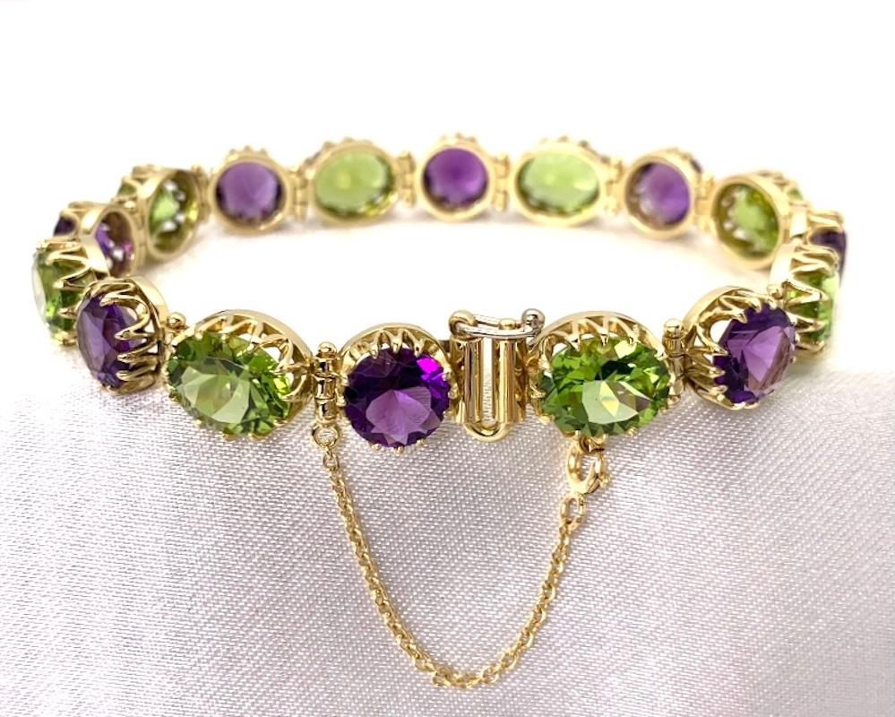 Tennisarmband aus Gelbgold mit Peridot und Amethyst, insgesamt 33 Karat (Kunsthandwerker*in) im Angebot