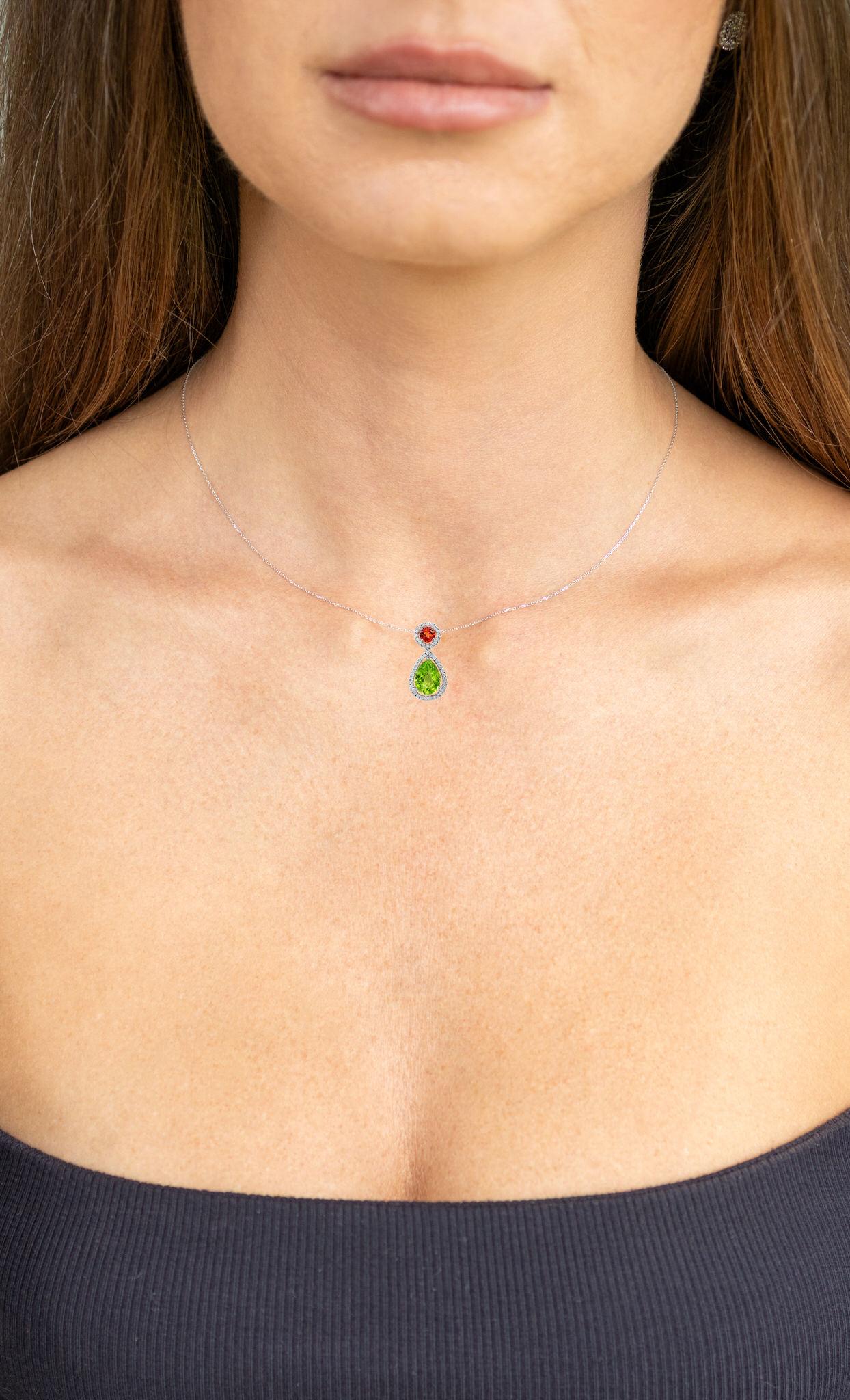 Collar Colgante Peridoto Granate Mandarina Diamantes 2,4 Quilates Oro Blanco 18K Contemporáneo en venta