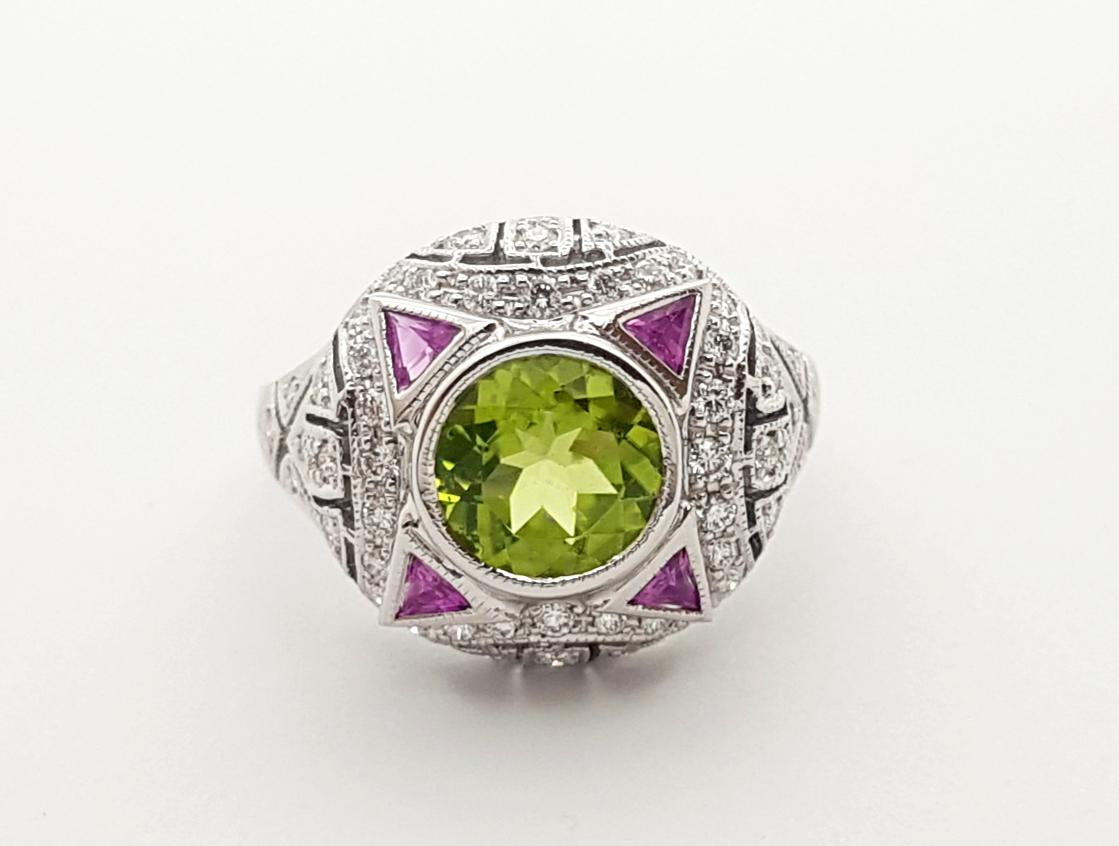 Peridot, Pink Sapphire and Diamond Ring set in 18K White Gold Settings For Sale 1