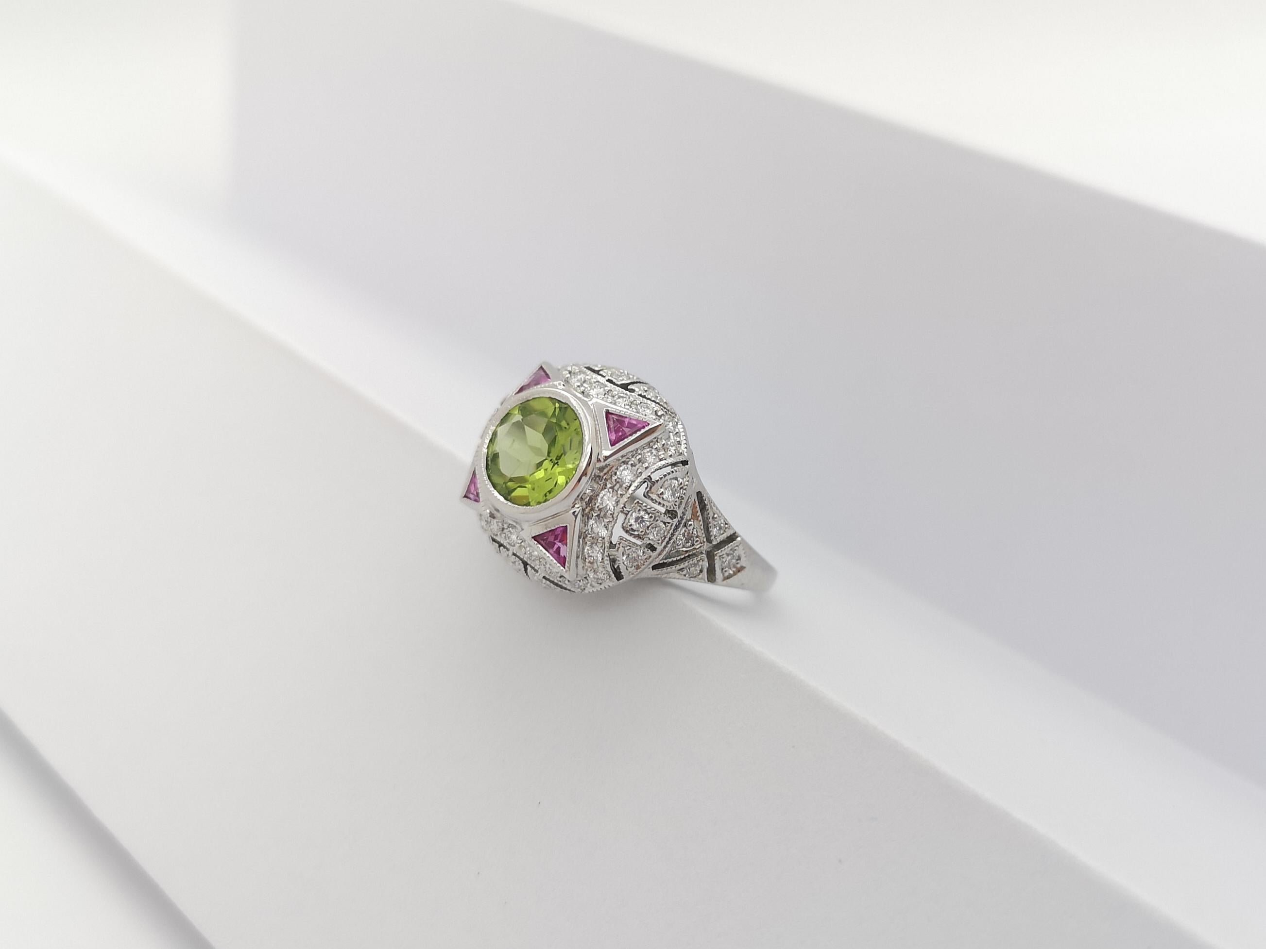 Peridot, Pink Sapphire and Diamond Ring set in 18K White Gold Settings For Sale 5