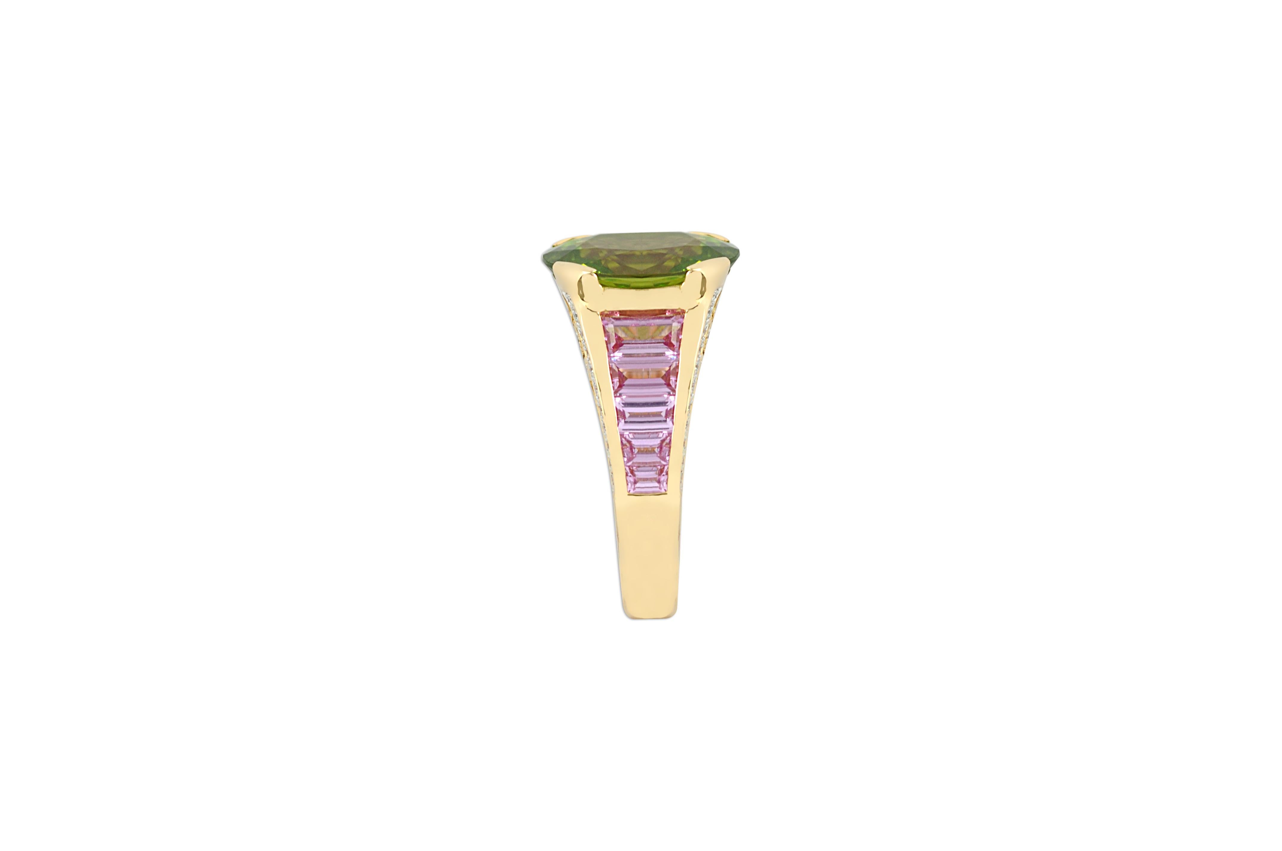 Contemporary Peridot, Pink Sapphire with Diamond Ring Set in 18 Karat Gold Settings For Sale
