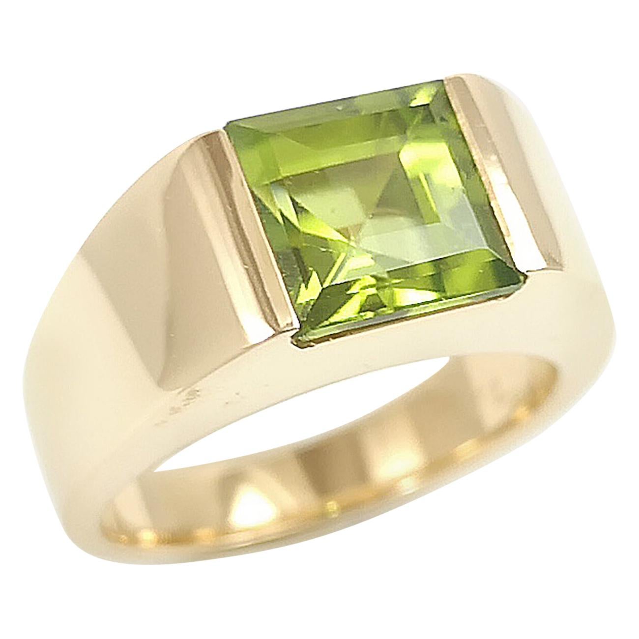 Peridot Ring Set in 18 Karat Rose Gold Settings For Sale