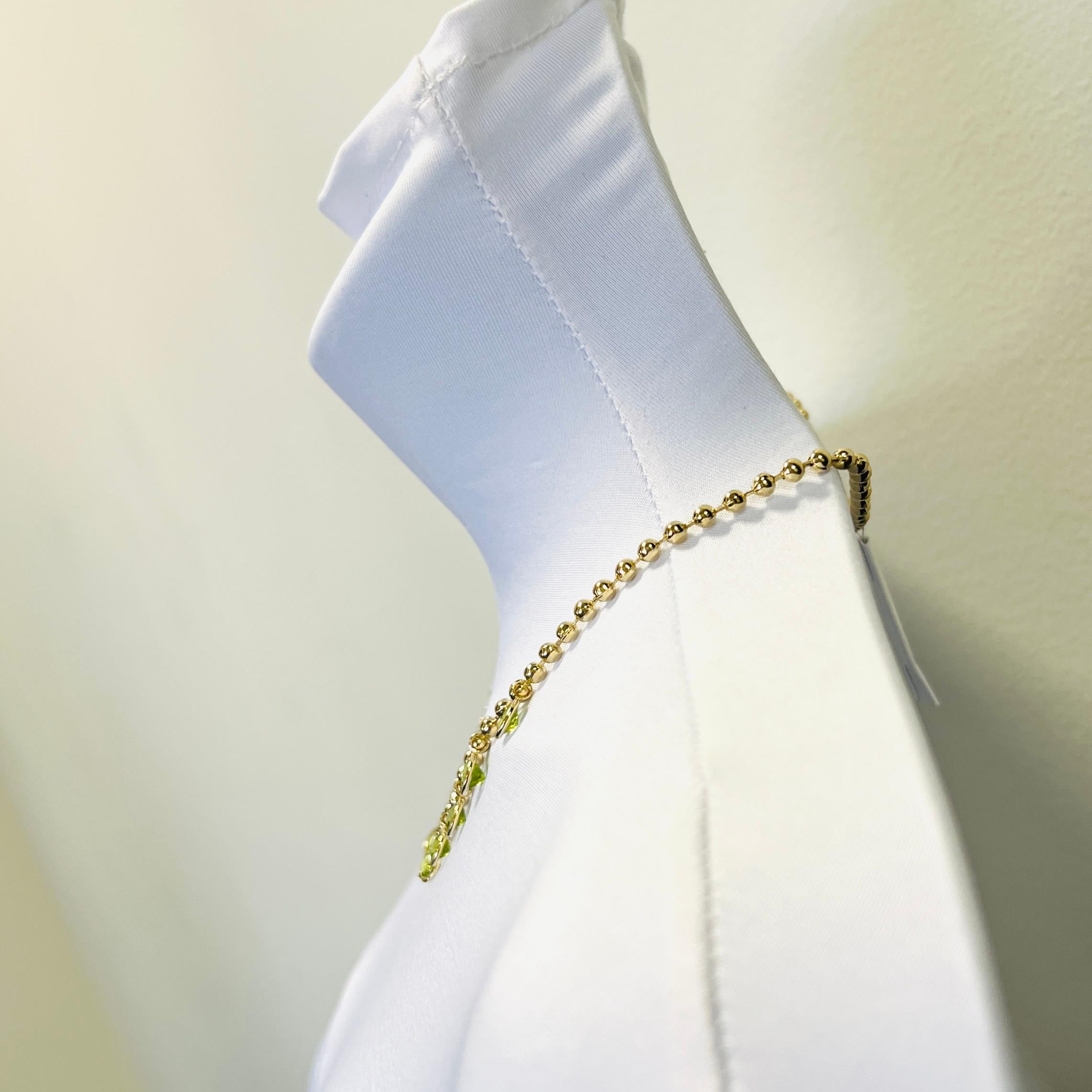 Round Cut Peridot Round Ball Chain Necklace in 18K Yellow Gold For Sale