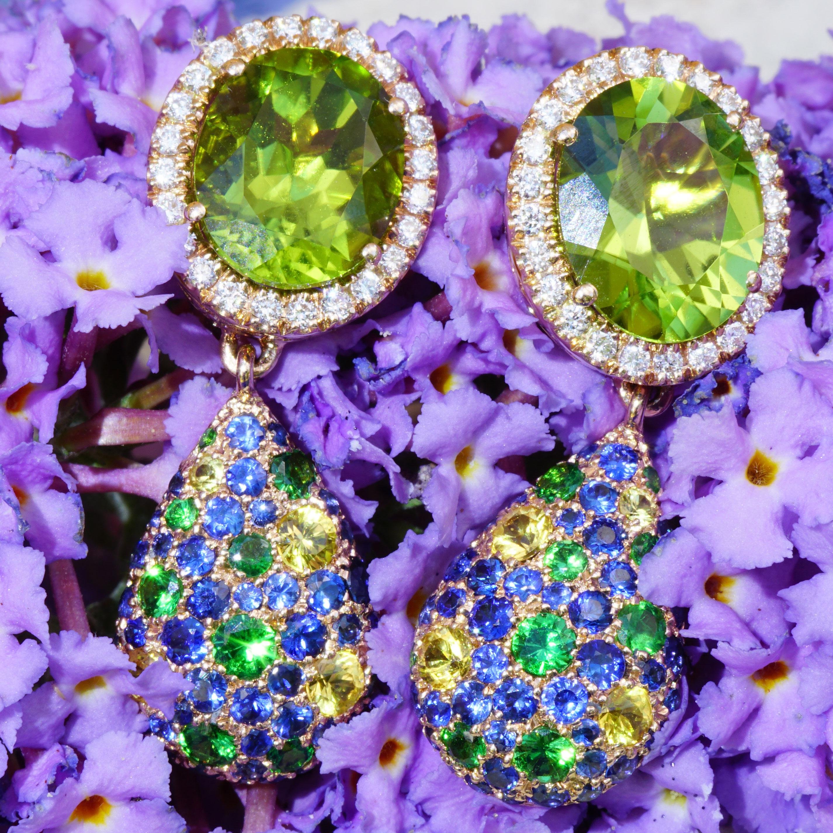 Peridot Saphire Diamond Earrings 7.50 ct 0.36 TW VS AAA+ Most Beautiful Color For Sale 3