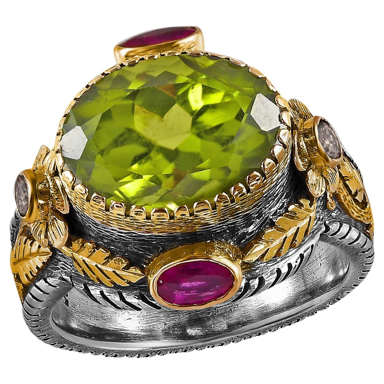 Peridot Saphir DIamant Bague de cocktail en or 18k Silver en vente