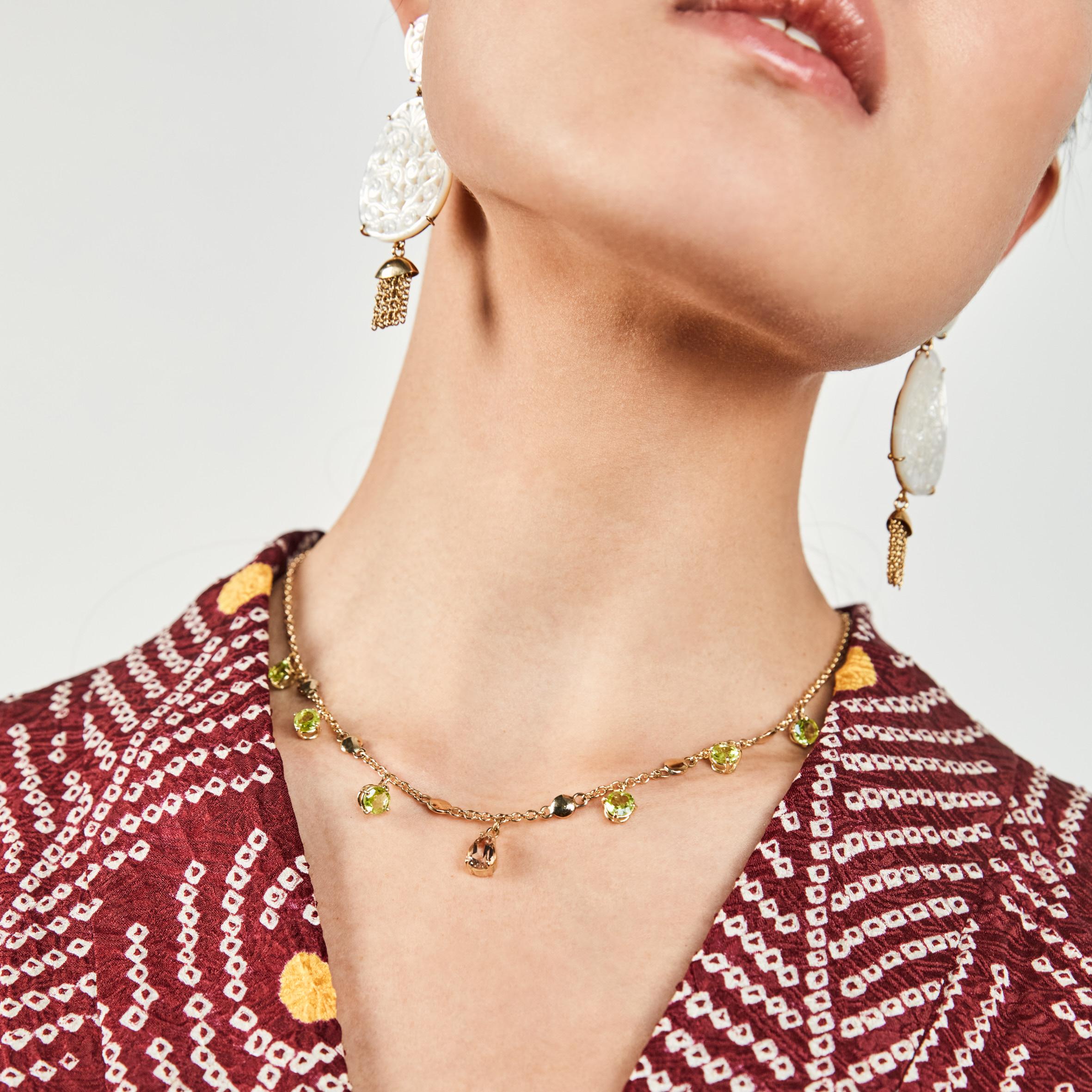 Peridot Saphir Tropfen 18 k Gold Halskette für Damen oder Herren im Angebot