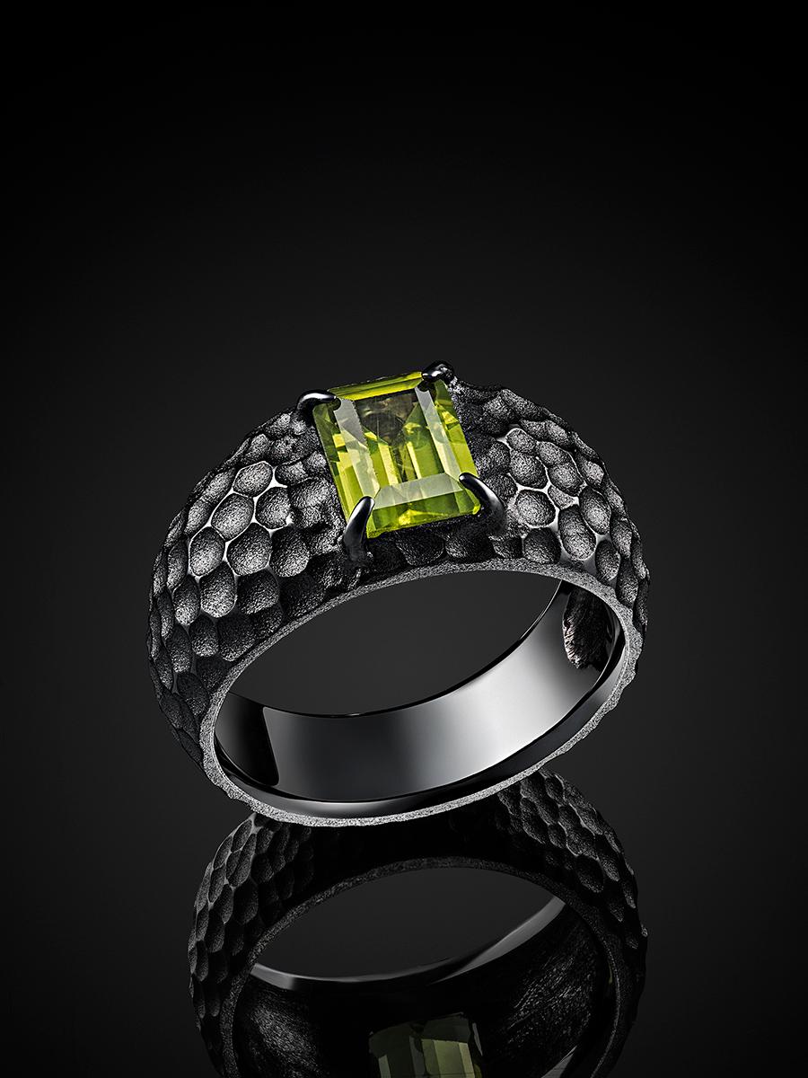 Black patinated silver ring with natural Peridot
peridot origin - China
gem size is 0.16 x 0.24 x 0.31 in / 4 х 6 х 8 mm
ring size - 7 US
ring weight - 7.7 gr
ref No 9649