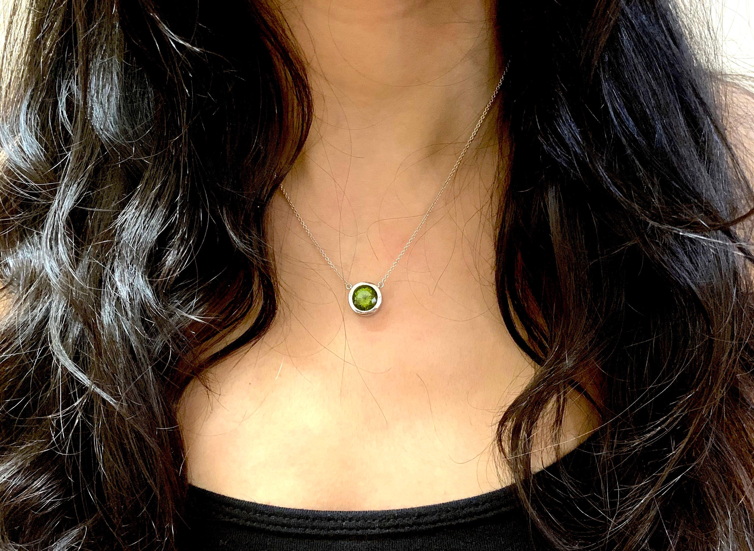 peridot solitaire necklace