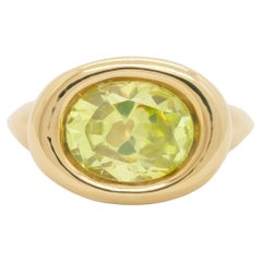 Peridot Solo Oval Gold Ring