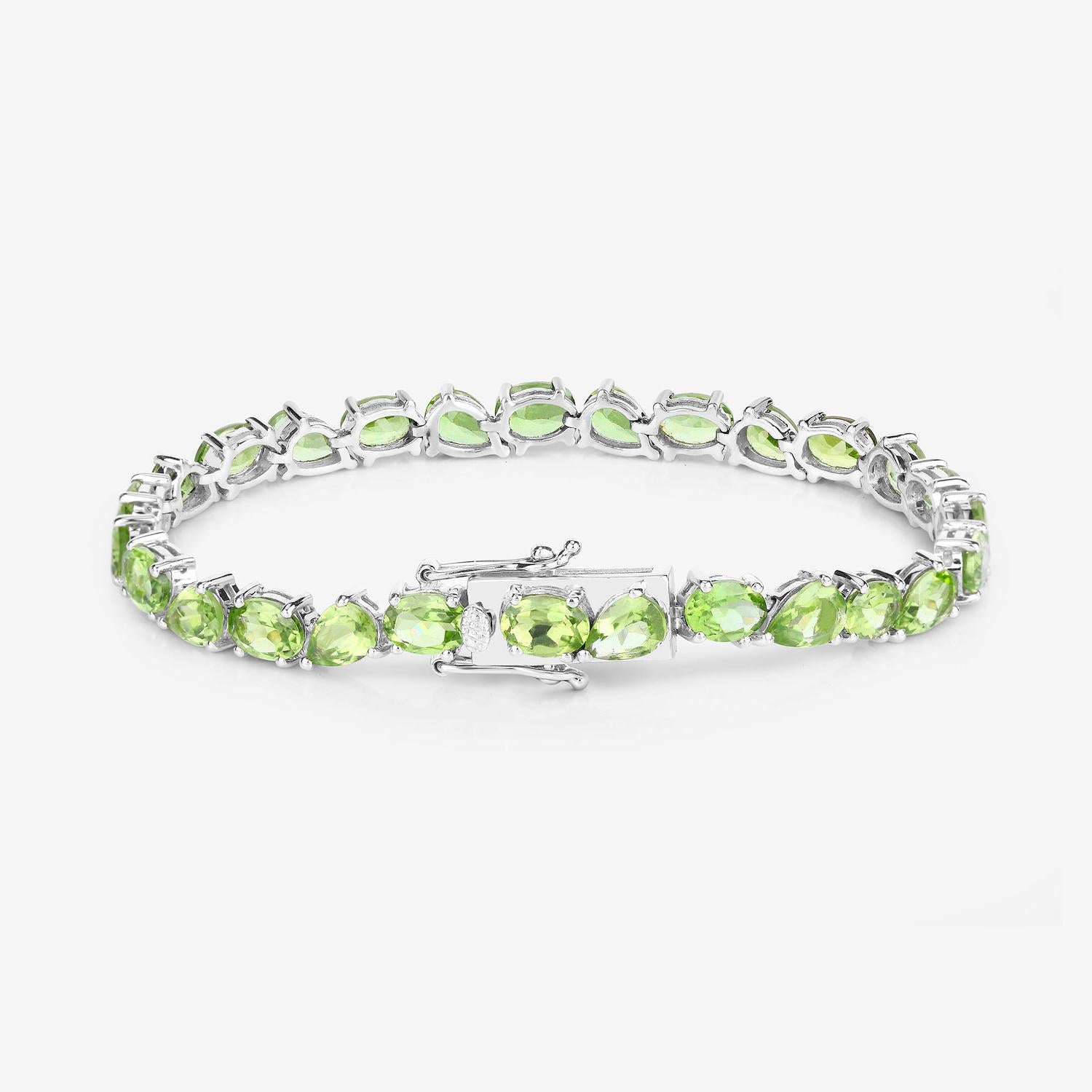 Bracelet tennis en argent sterling avec péridot 21.30 carats Excellent état - En vente à Aliso Viejo, CA