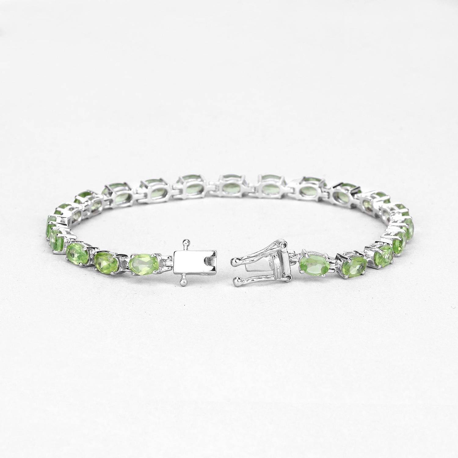 Oval Cut Peridot Tennis Bracelet 8.6 Carats Sterling Silver For Sale