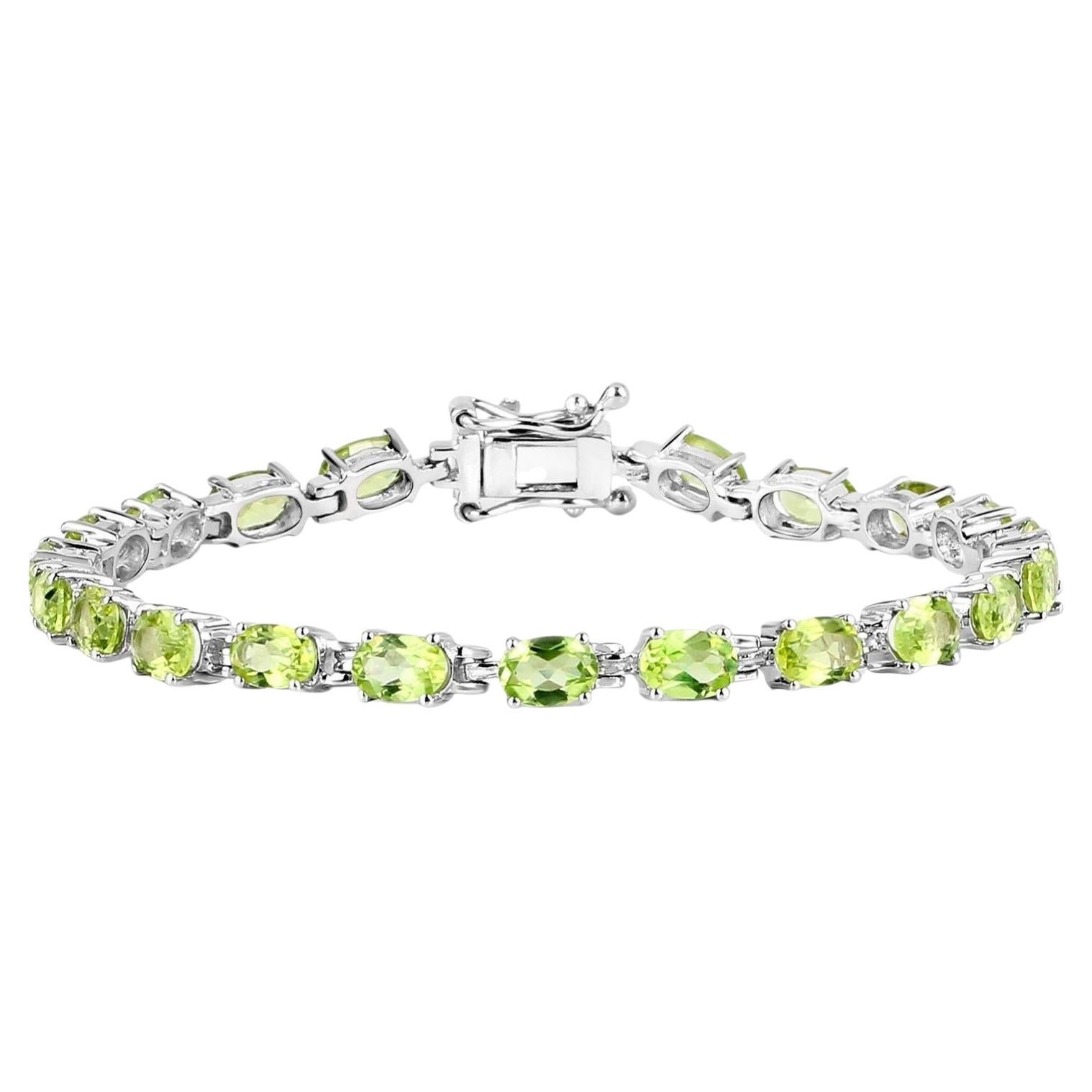 Bracciale tennis con peridoto 8.6 carati A. Silver in vendita