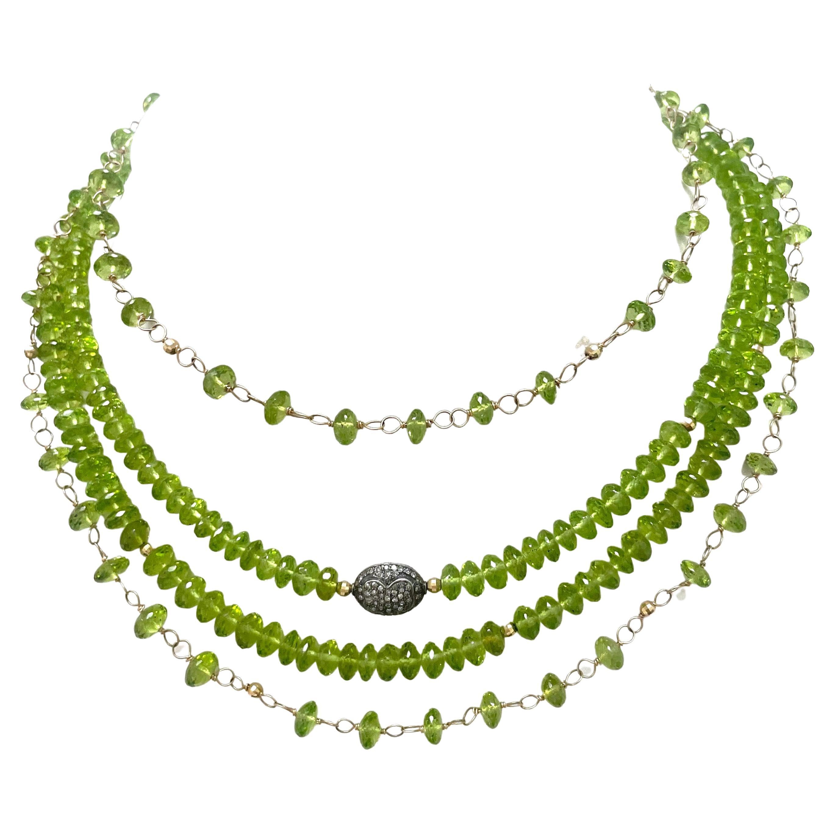 Peridot with 14 Carat Gold Wire-Wrapped Paradizia Necklace In New Condition For Sale In Laguna Beach, CA