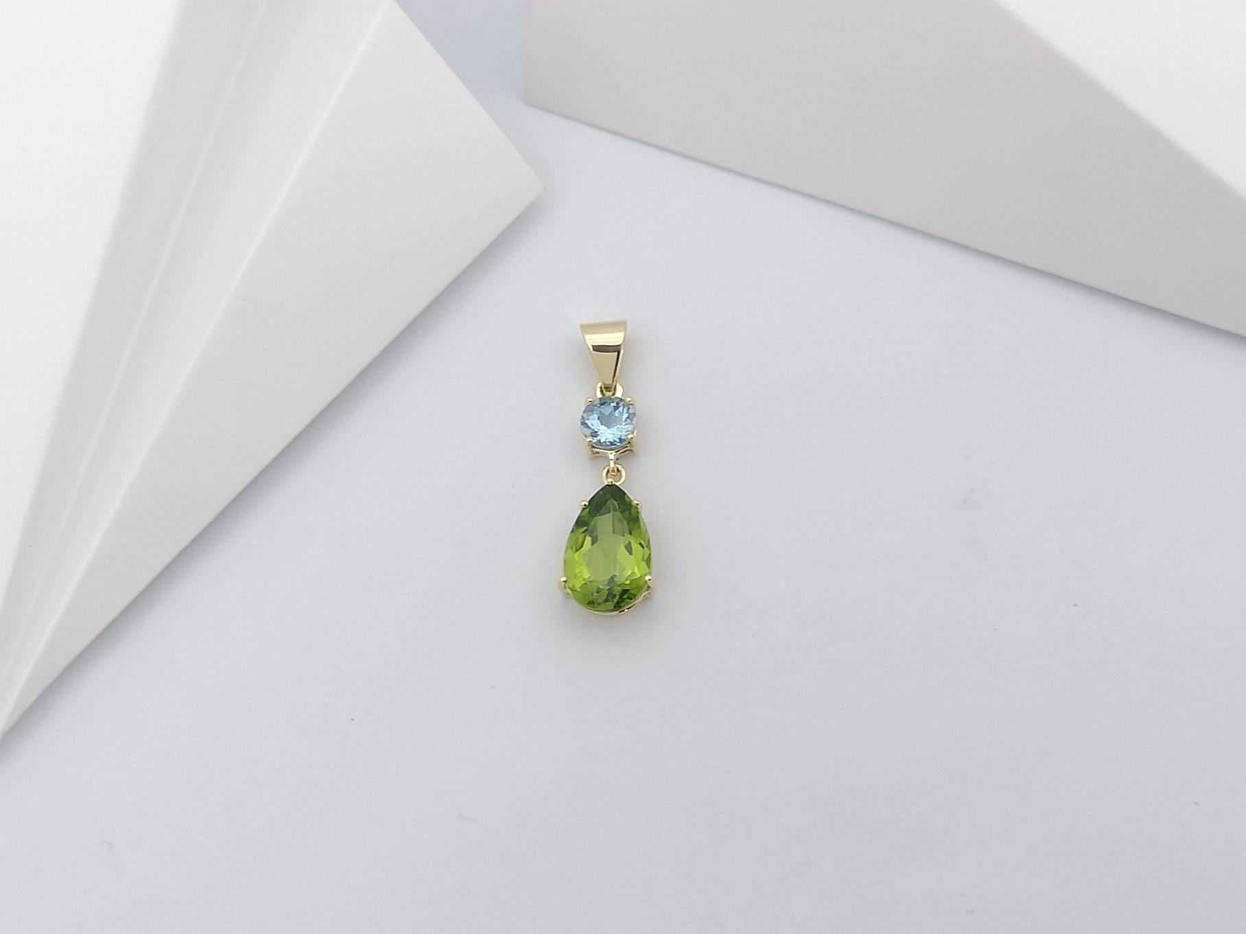 Peridot with Aquamarine Pendant Set in 18 Karat Gold Settings In New Condition In Bangkok, TH