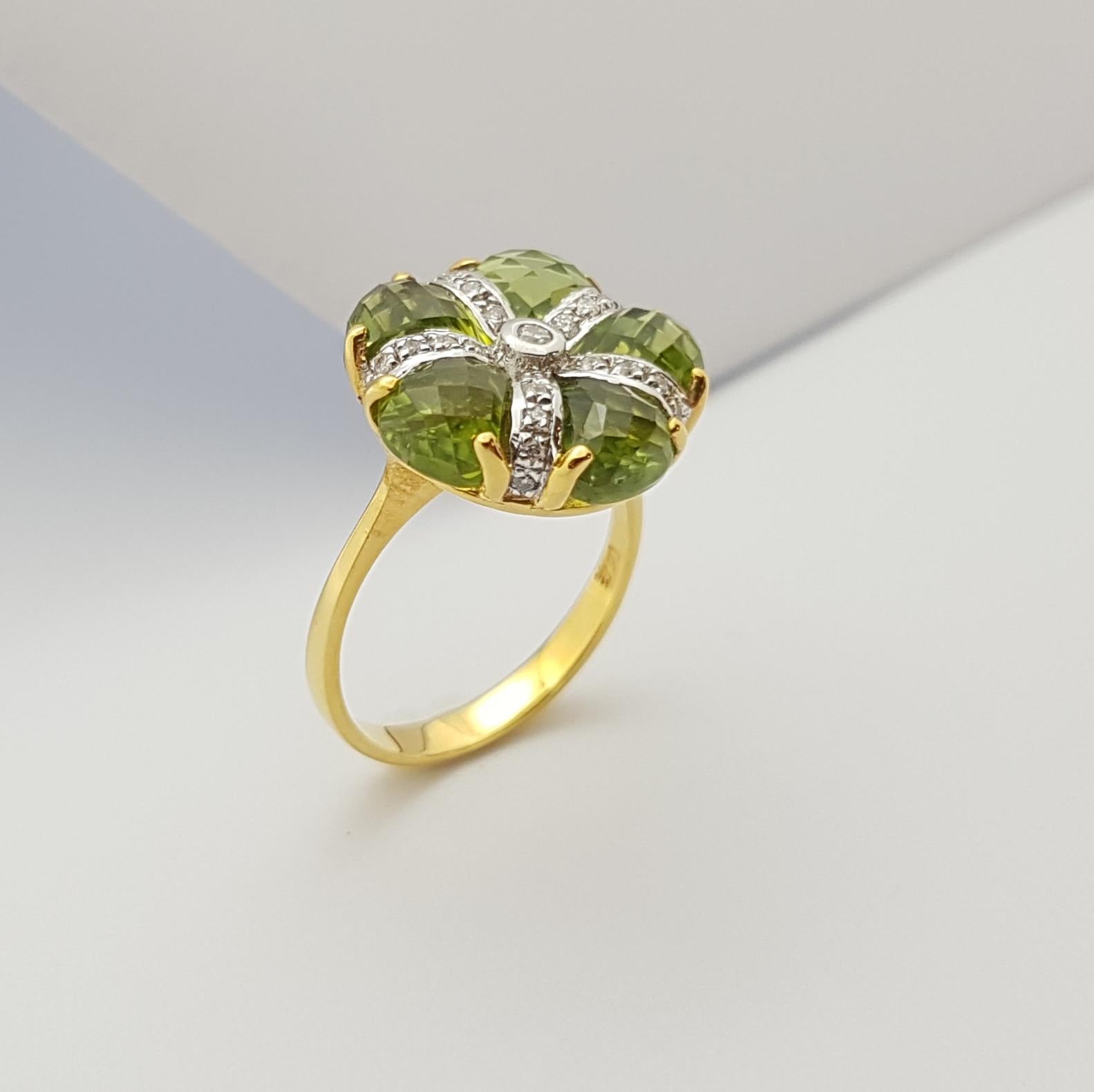 Peridot with Diamond Ring Set in 14 Karat Gold Settings For Sale 6