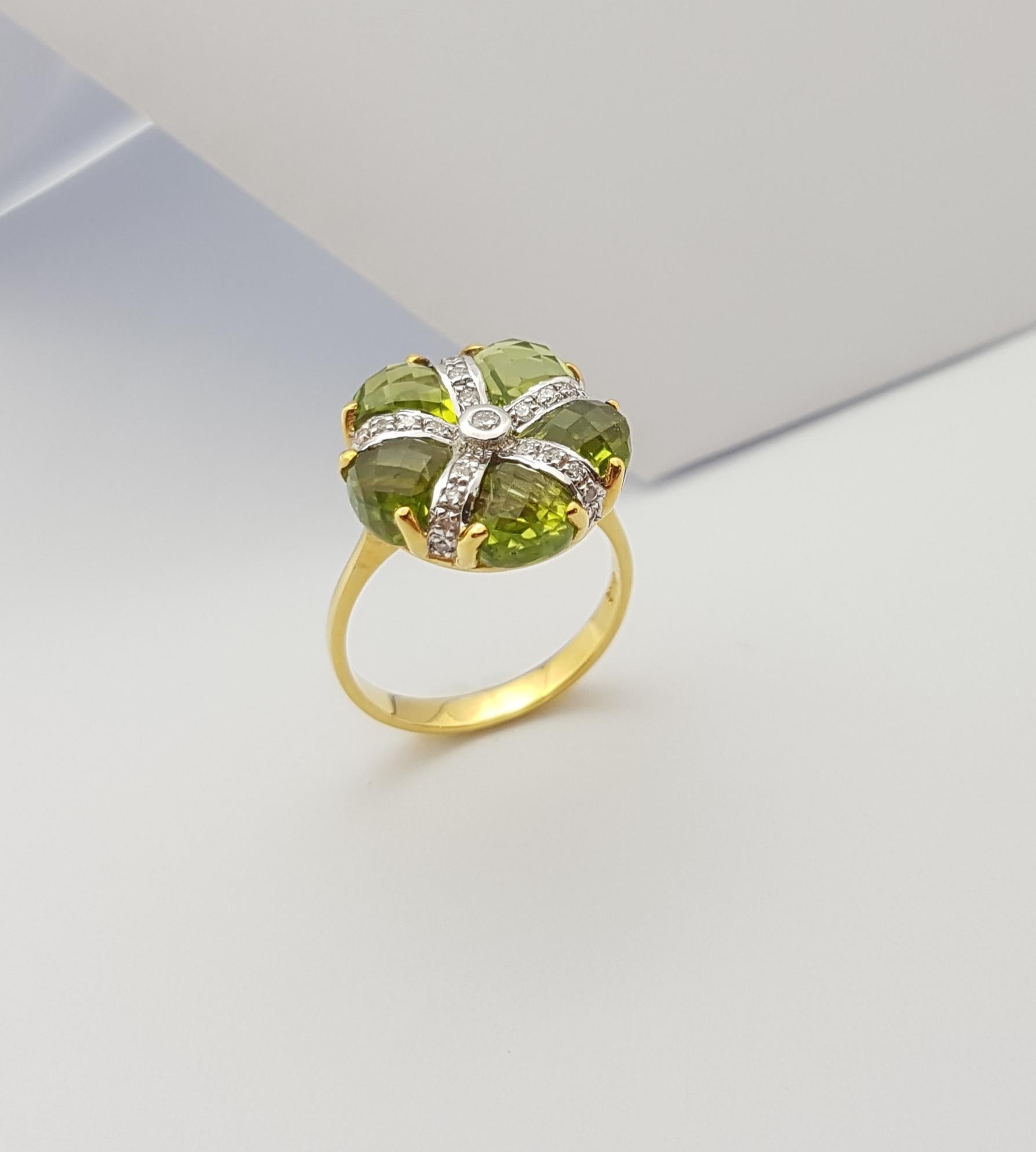 Peridot with Diamond Ring Set in 14 Karat Gold Settings For Sale 7