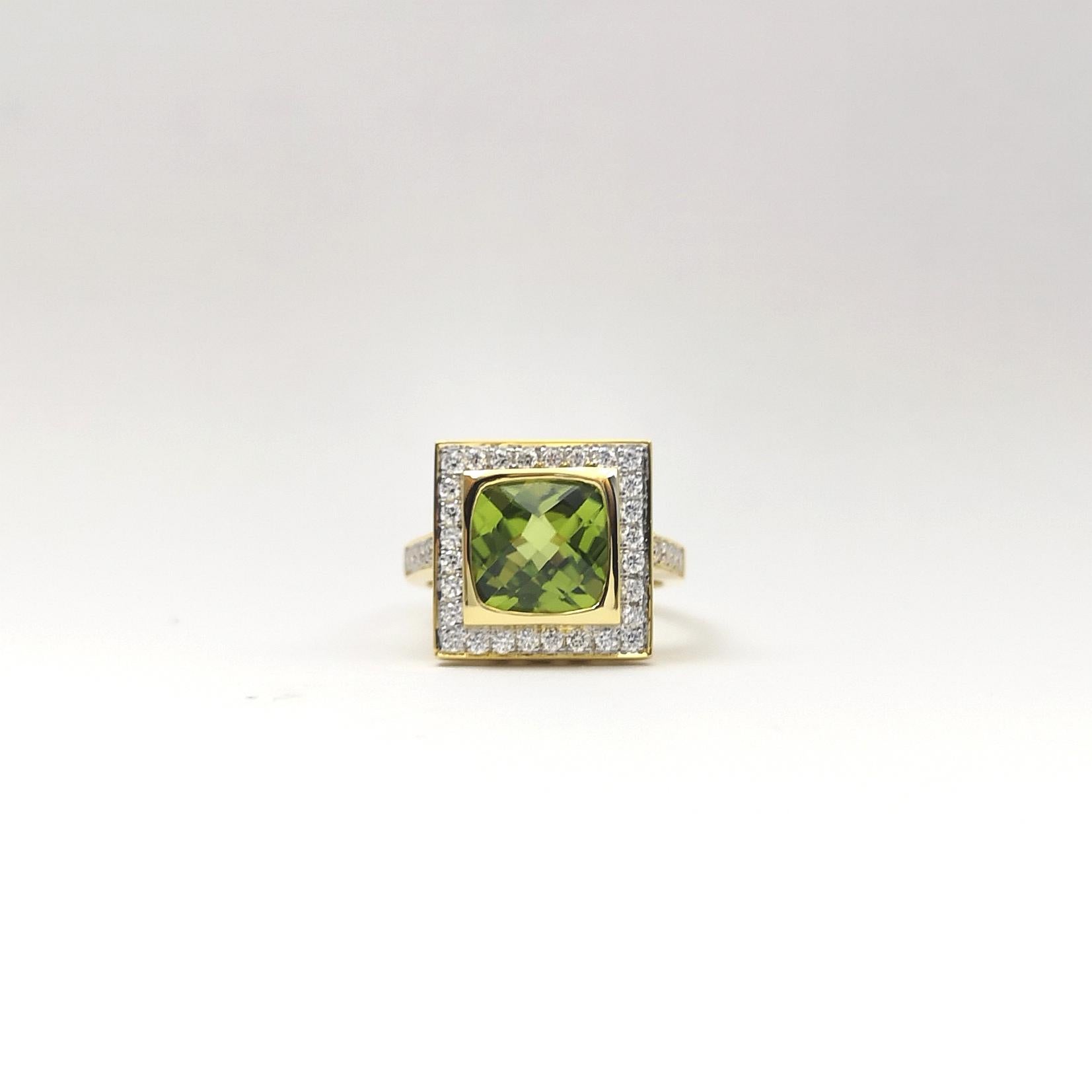Peridot mit Diamantring in 14K Goldfassungen gefasst im Angebot 2