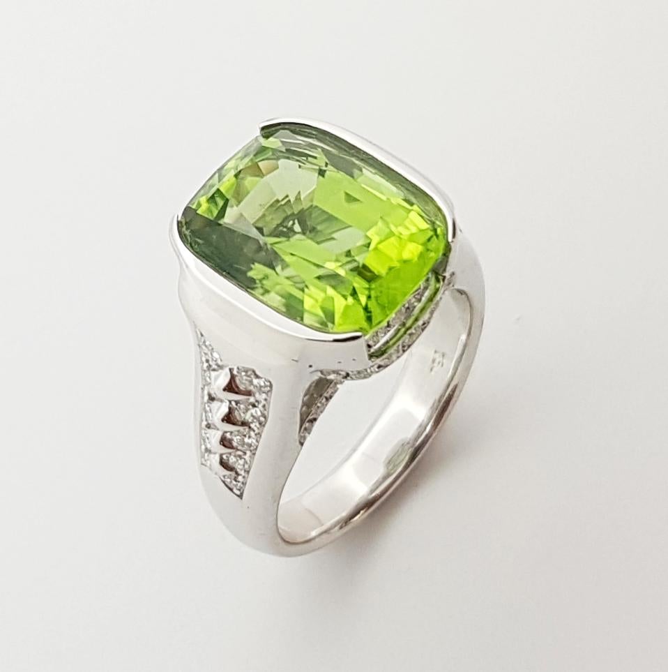 Ring mit Peridot und Diamant in 18 Karat Weißgoldfassung im Angebot 4