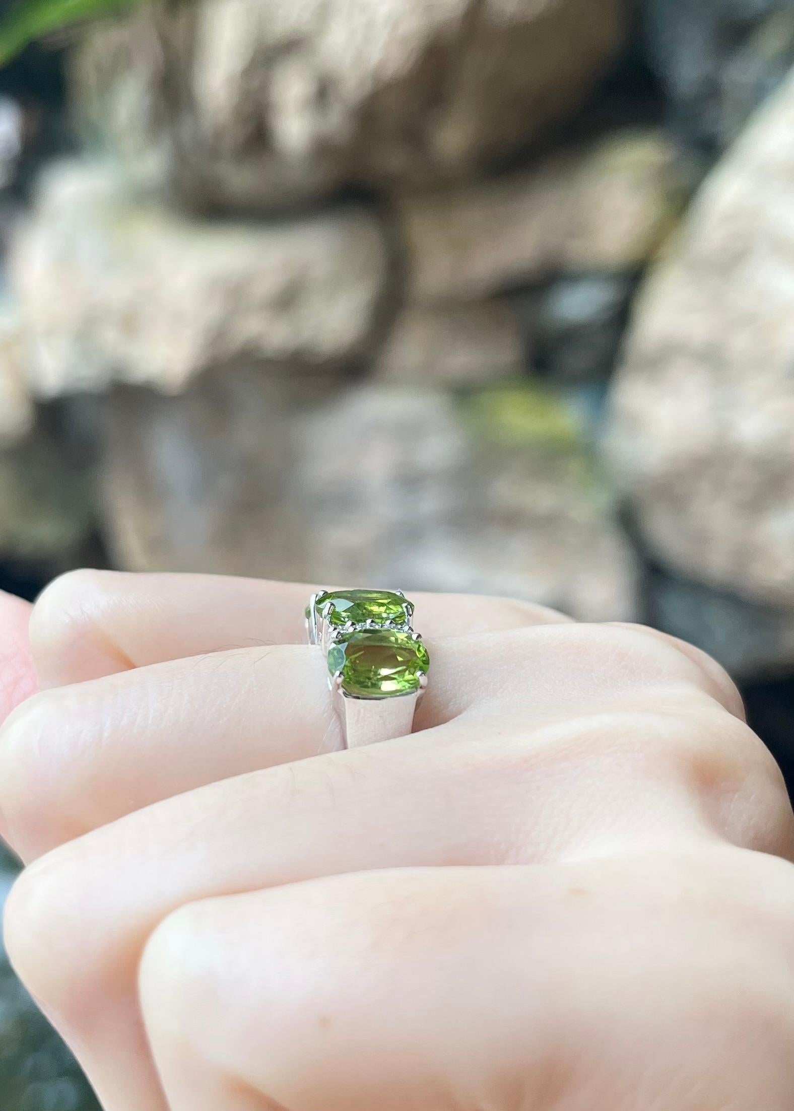 Peridot mit Diamantring in 18K Weißgoldfassung im Angebot 1