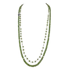 Peridot mit gepflasterten Diamanten Paradizia Halskette