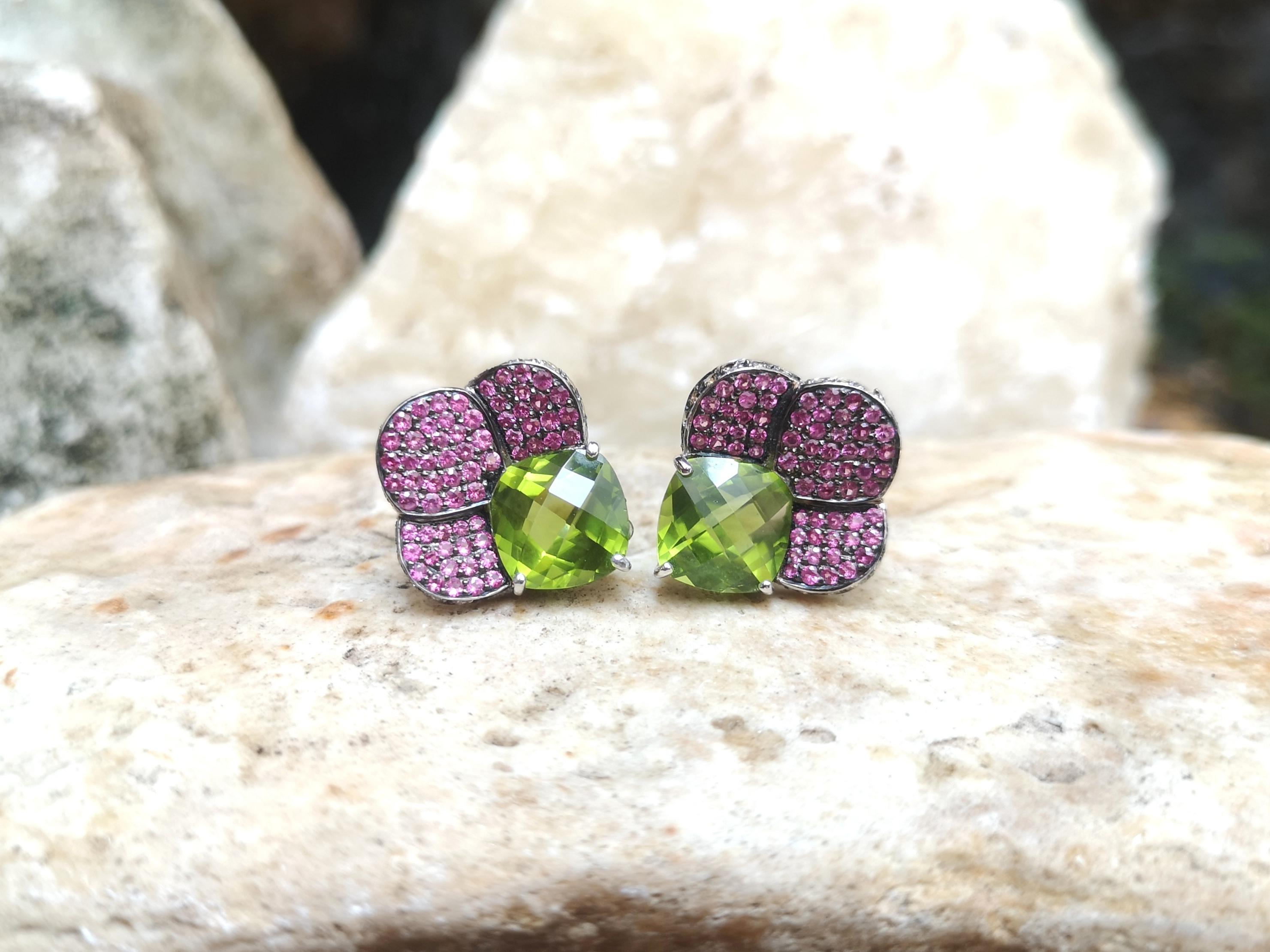 Women's Peridot with Pink Sapphire and Brown Diamond Earrings Set in 18 Karat White Gold For Sale