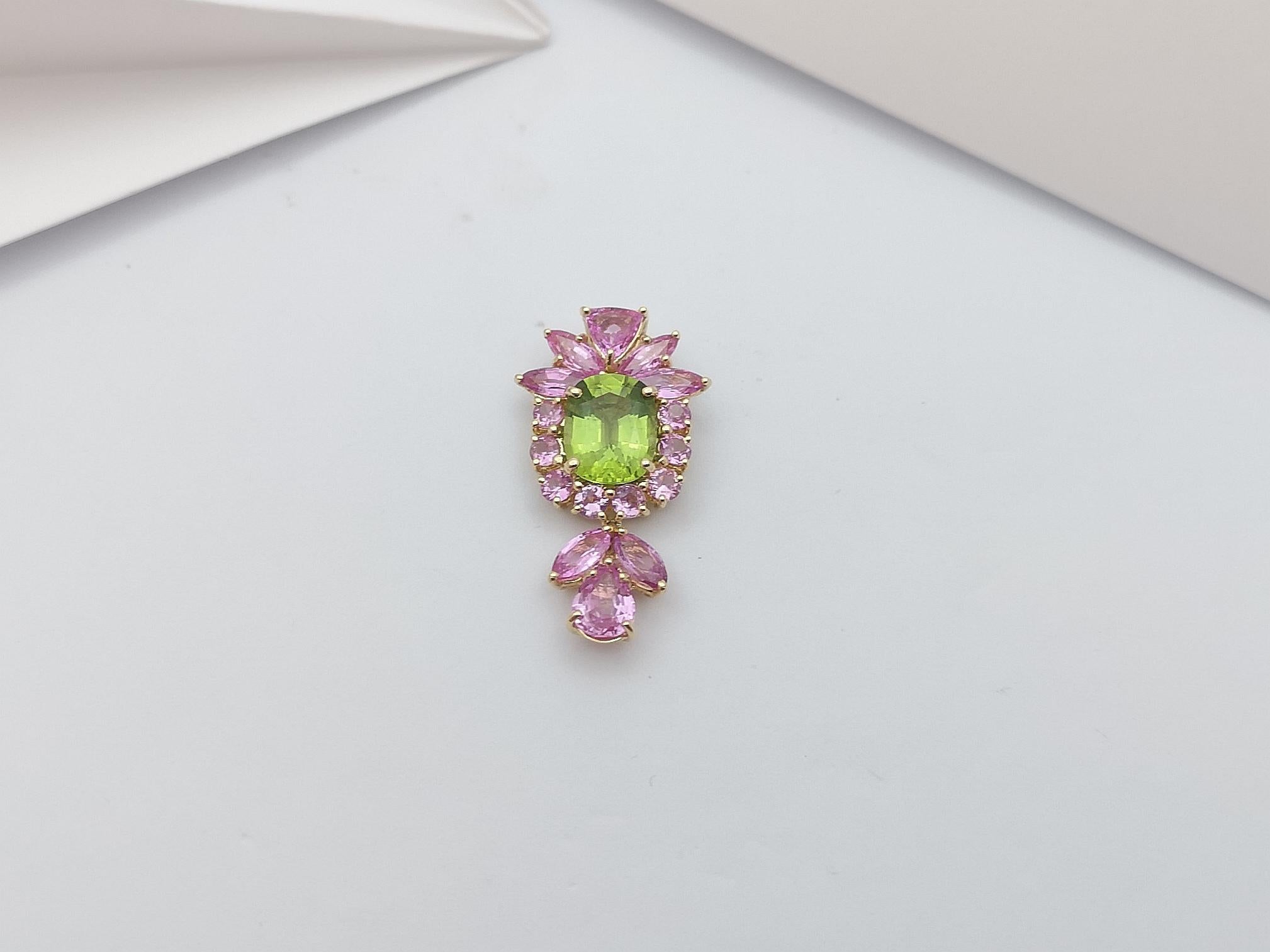 Peridot with Pink Sapphire Pendant Set in 18 Karat Gold Settings For Sale 1