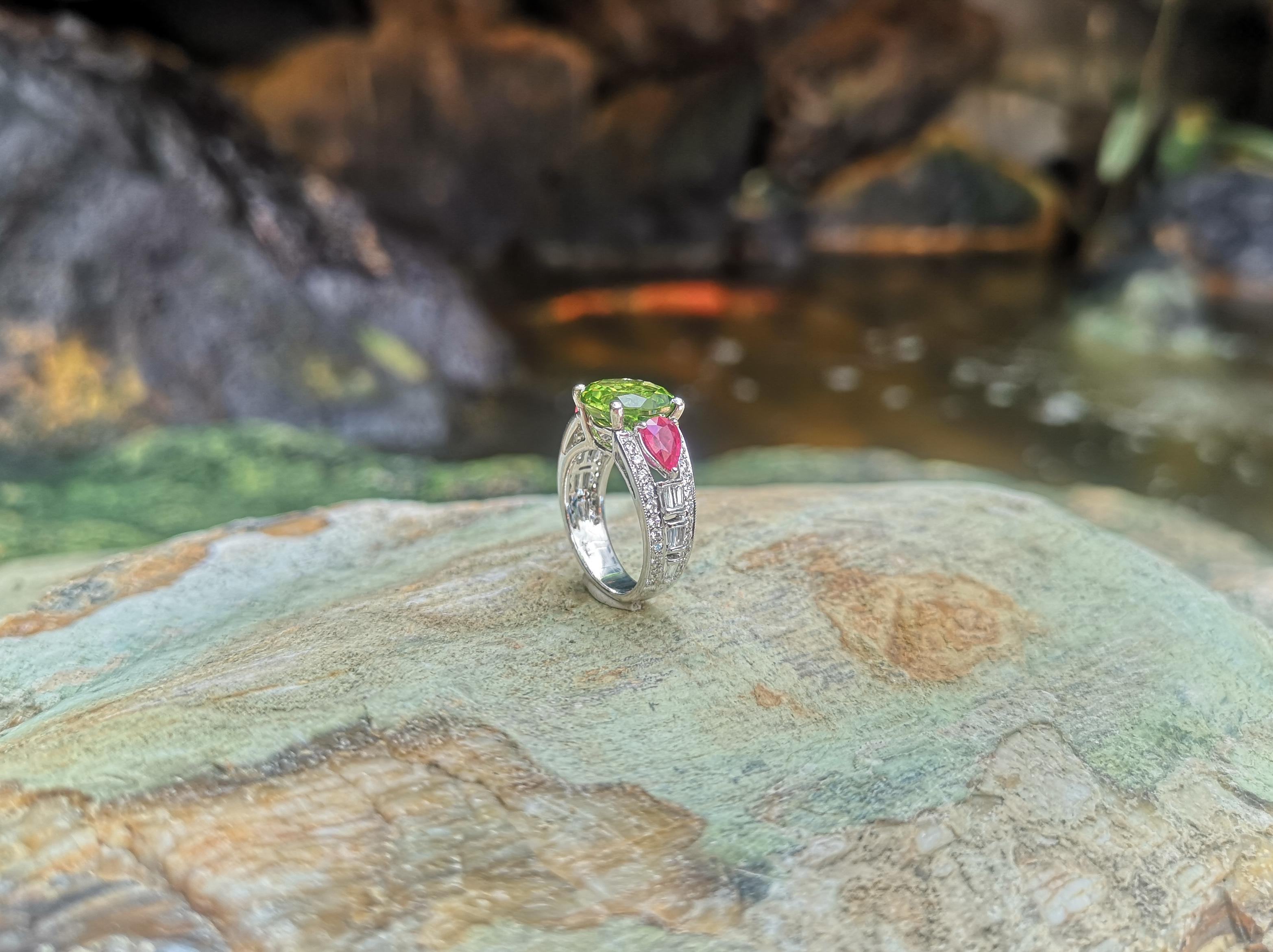 Women's Peridot with Ruby and Diamond Ring Set in 18 Karat White Gold Settings For Sale