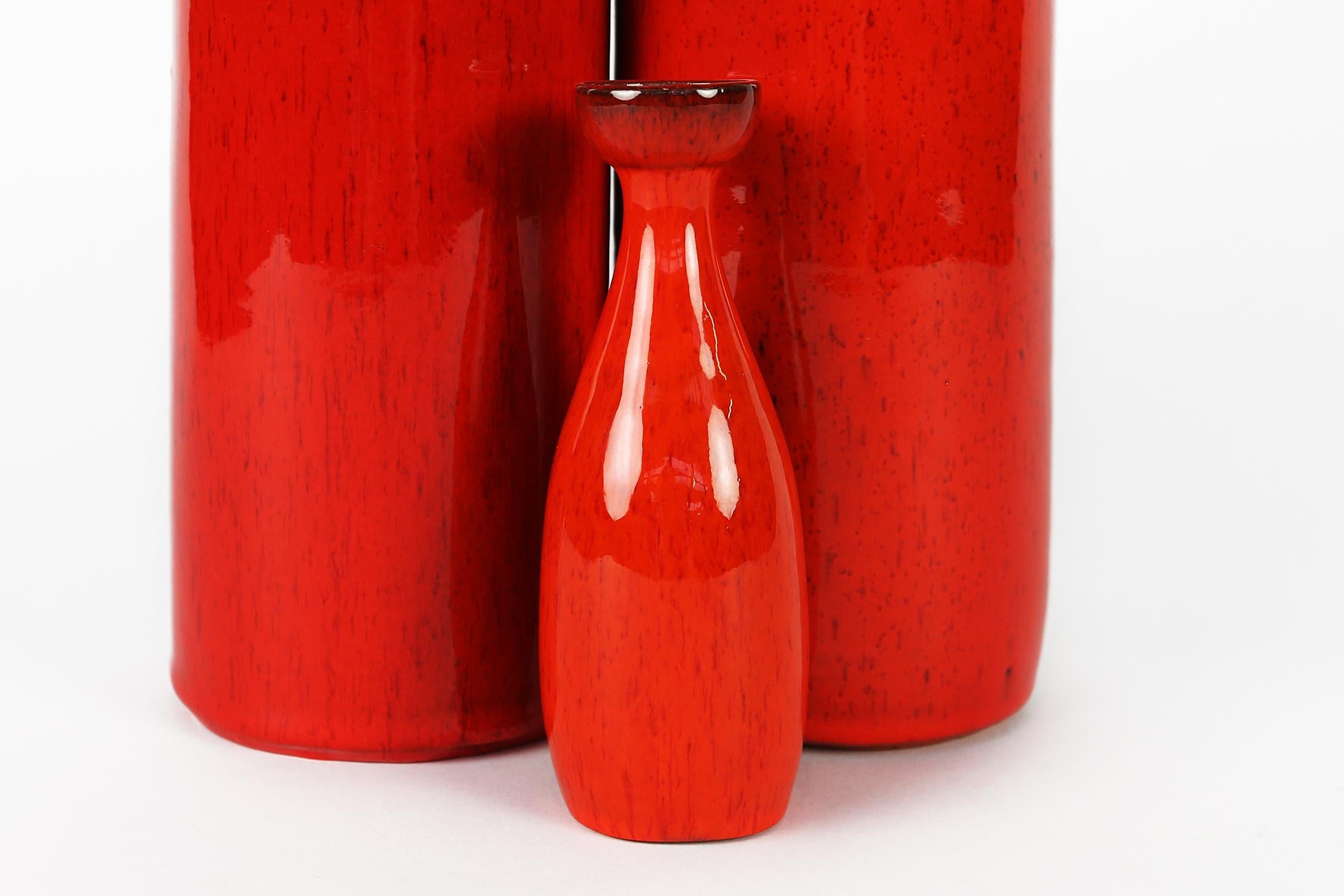 Mid-Century Modern Perignem, Set of 3 Red Ceramic Vases, Belgium, 1960s For Sale