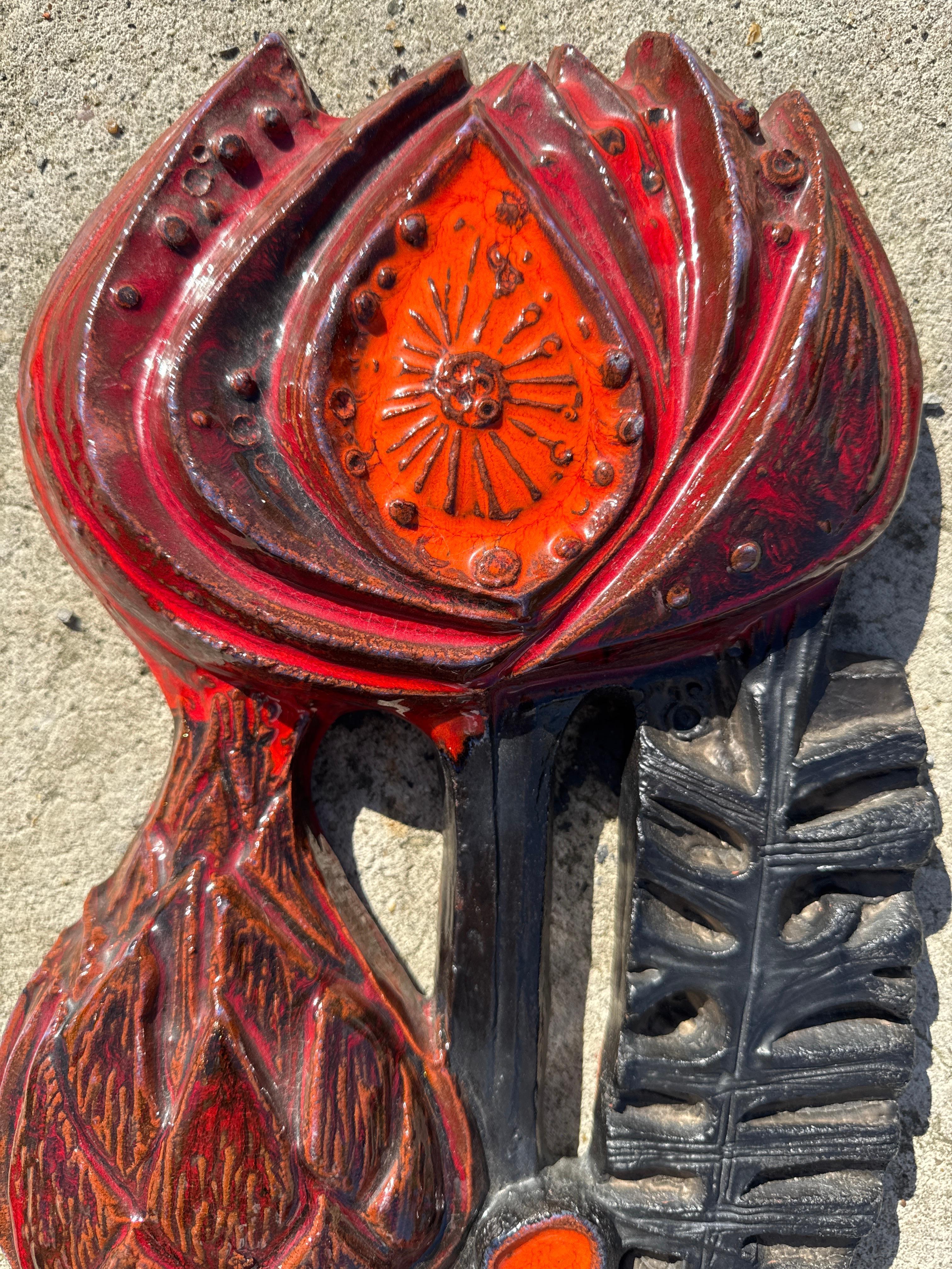 Perignem, sculpture murale en céramique représentant une fleur, années 1960 en vente 1