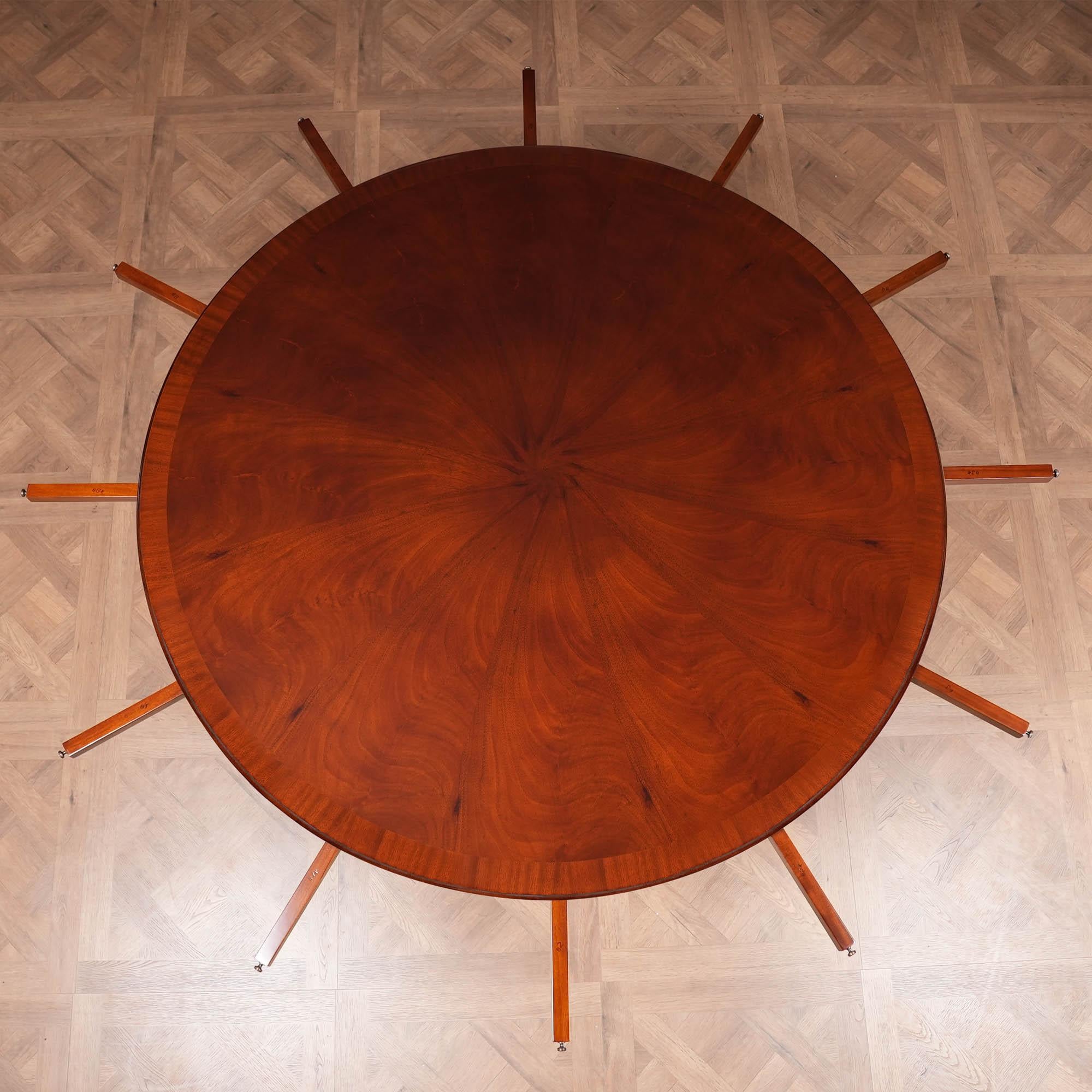 Table à manger périphérique en vente 3