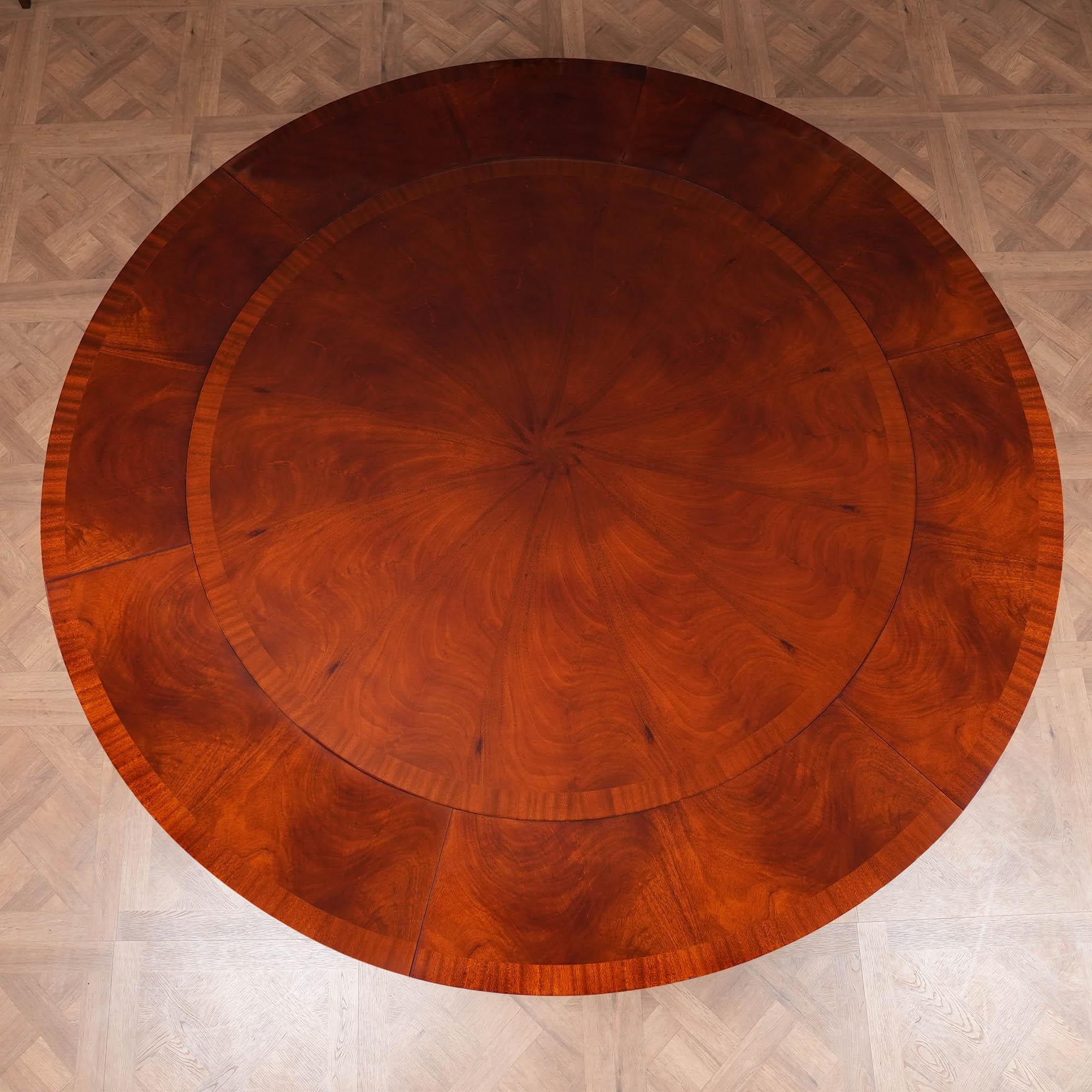 Table à manger périphérique en vente 9
