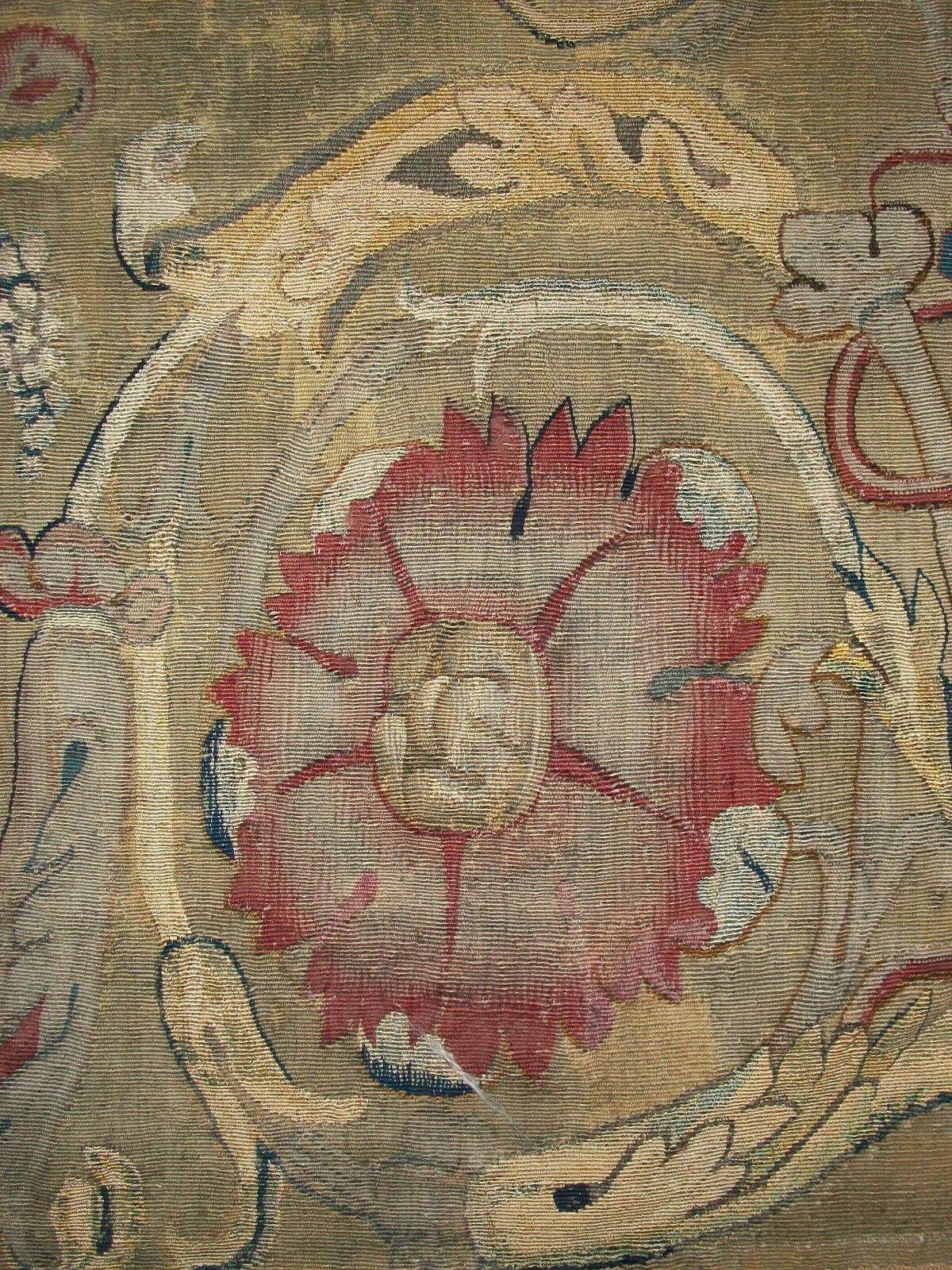PERINODEL VAGA „Nach“, bedeutender flämischer Groteske-Wandteppich, um 1550 (18. Jahrhundert und früher) im Angebot