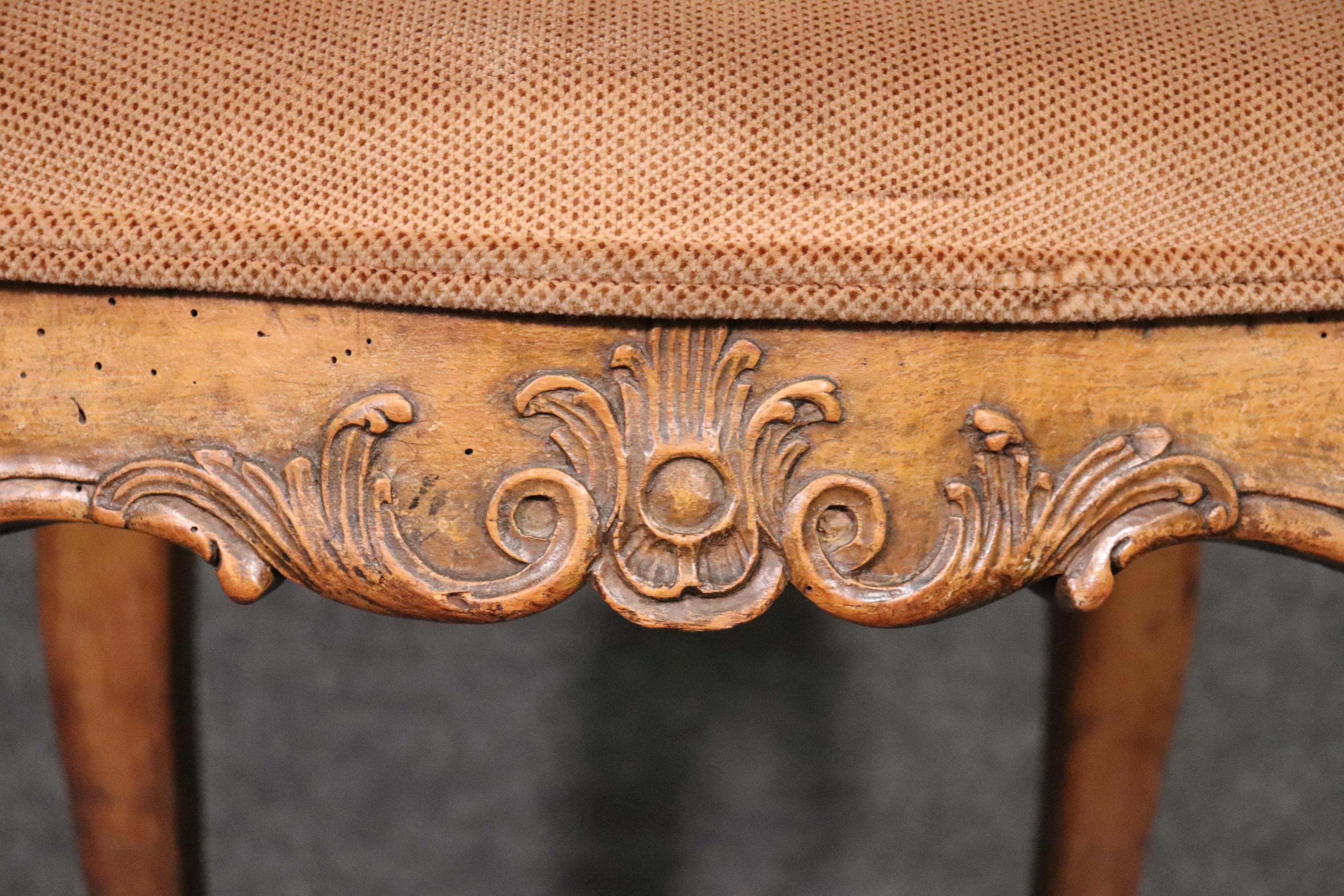 French Provincial Period 1770s Era Italian Provincial Walnut Desk or Vanity Chair For Sale