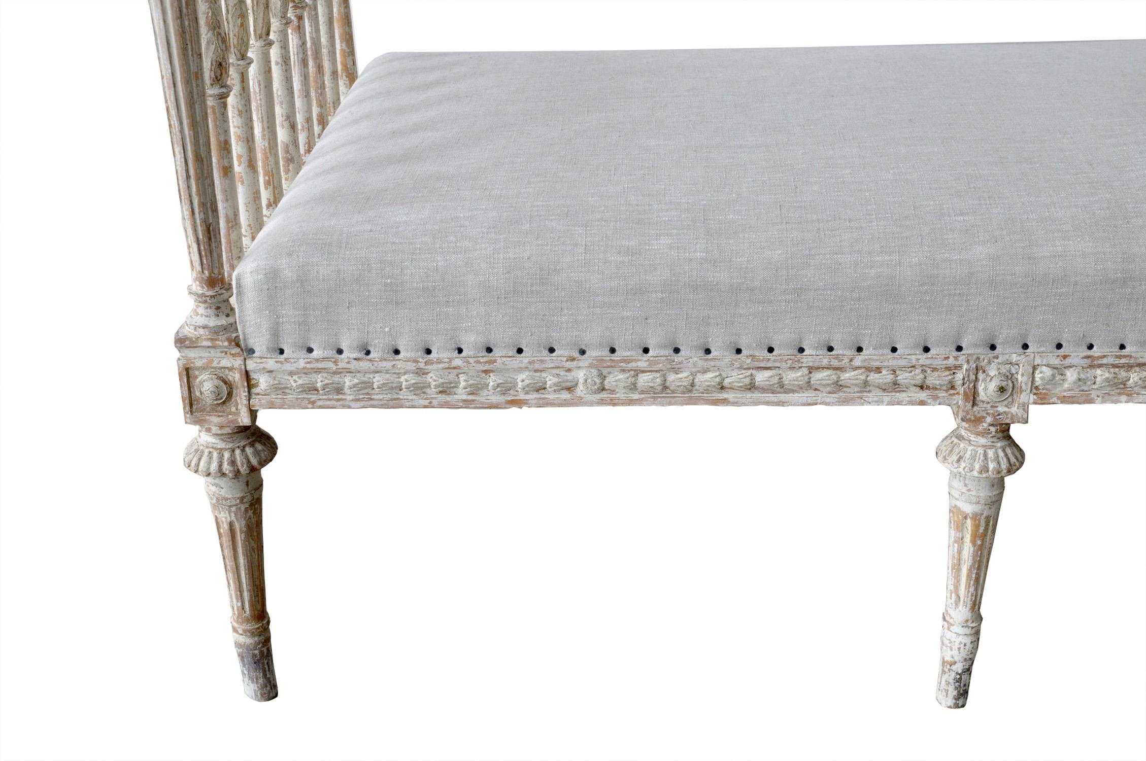 18th Century and Earlier Period 18th Century Gustavian Reupholstered Day Bed in Original Paint