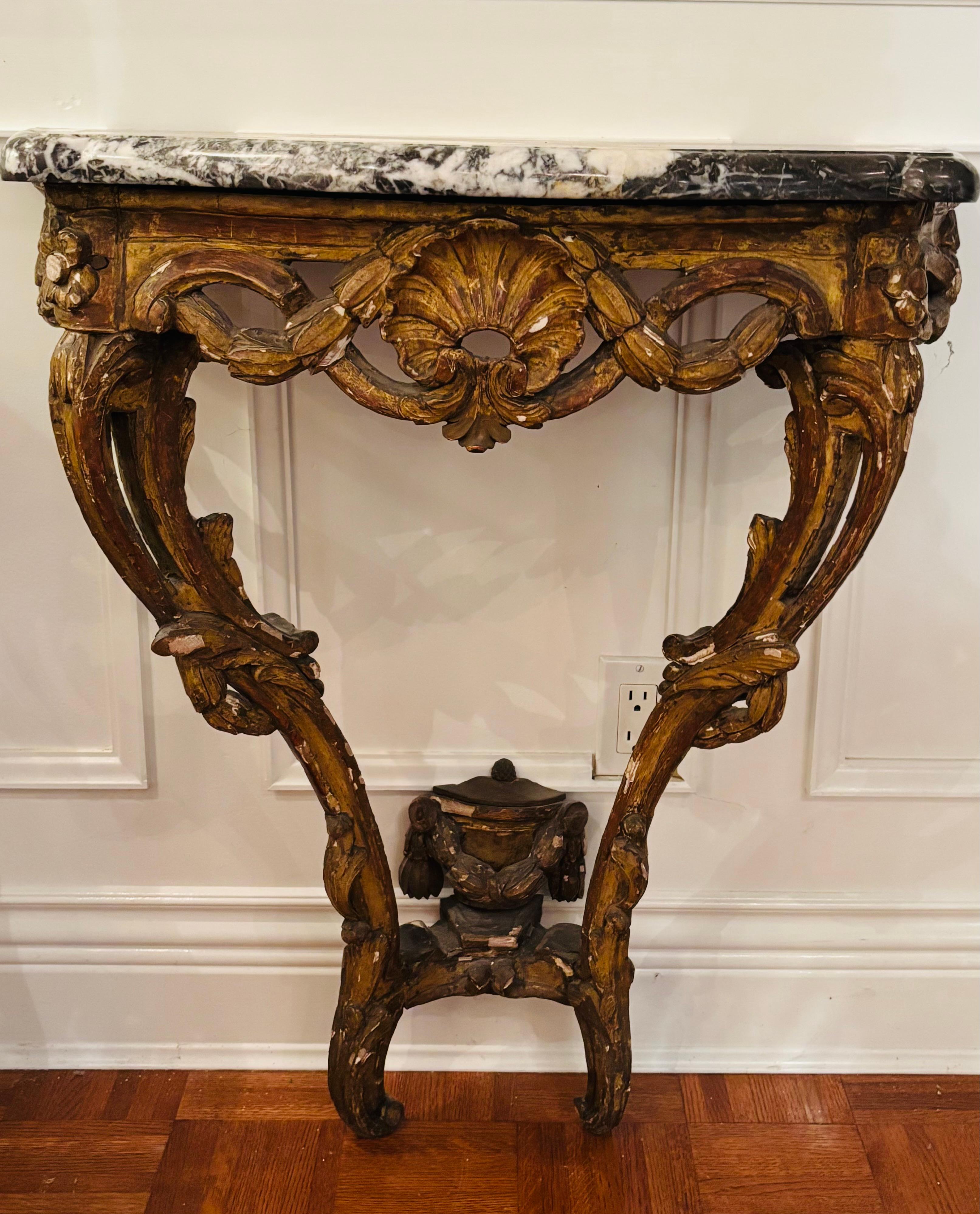 Period 18th Century Louis XV Carved Giltwood Console and Mirror For Sale 15