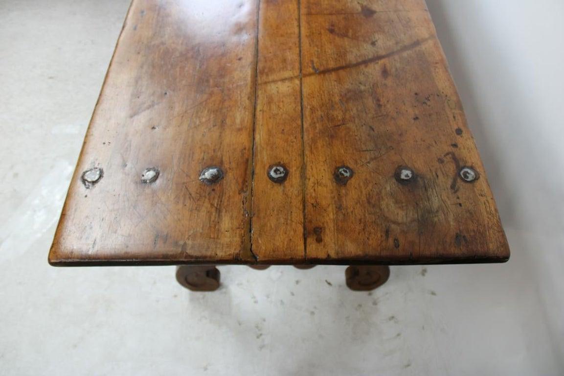 Period 18th Century Walnut Trestle Refectory Table In Good Condition In Essex, MA